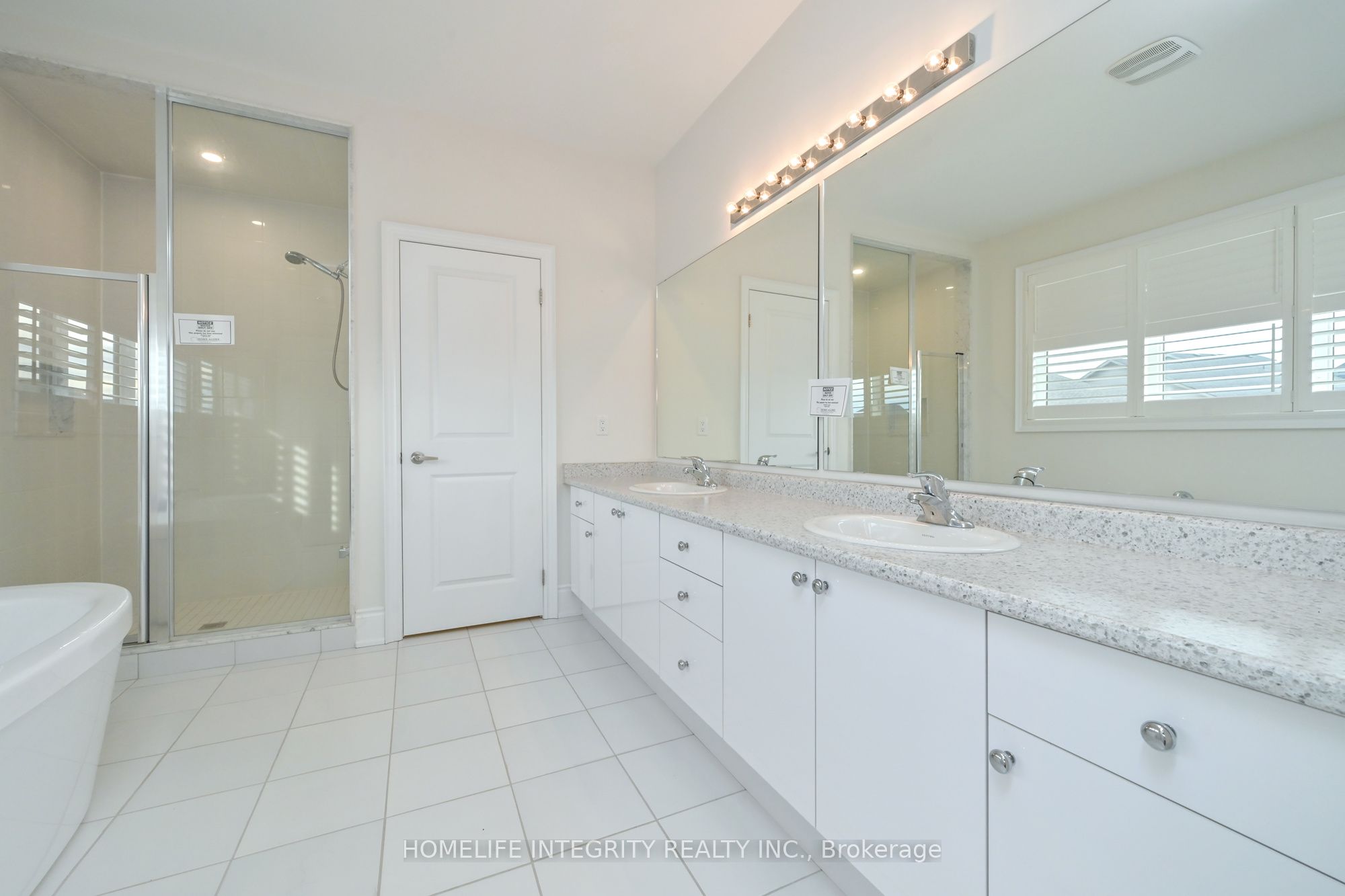 1144 Wickham Road Property Photo 20