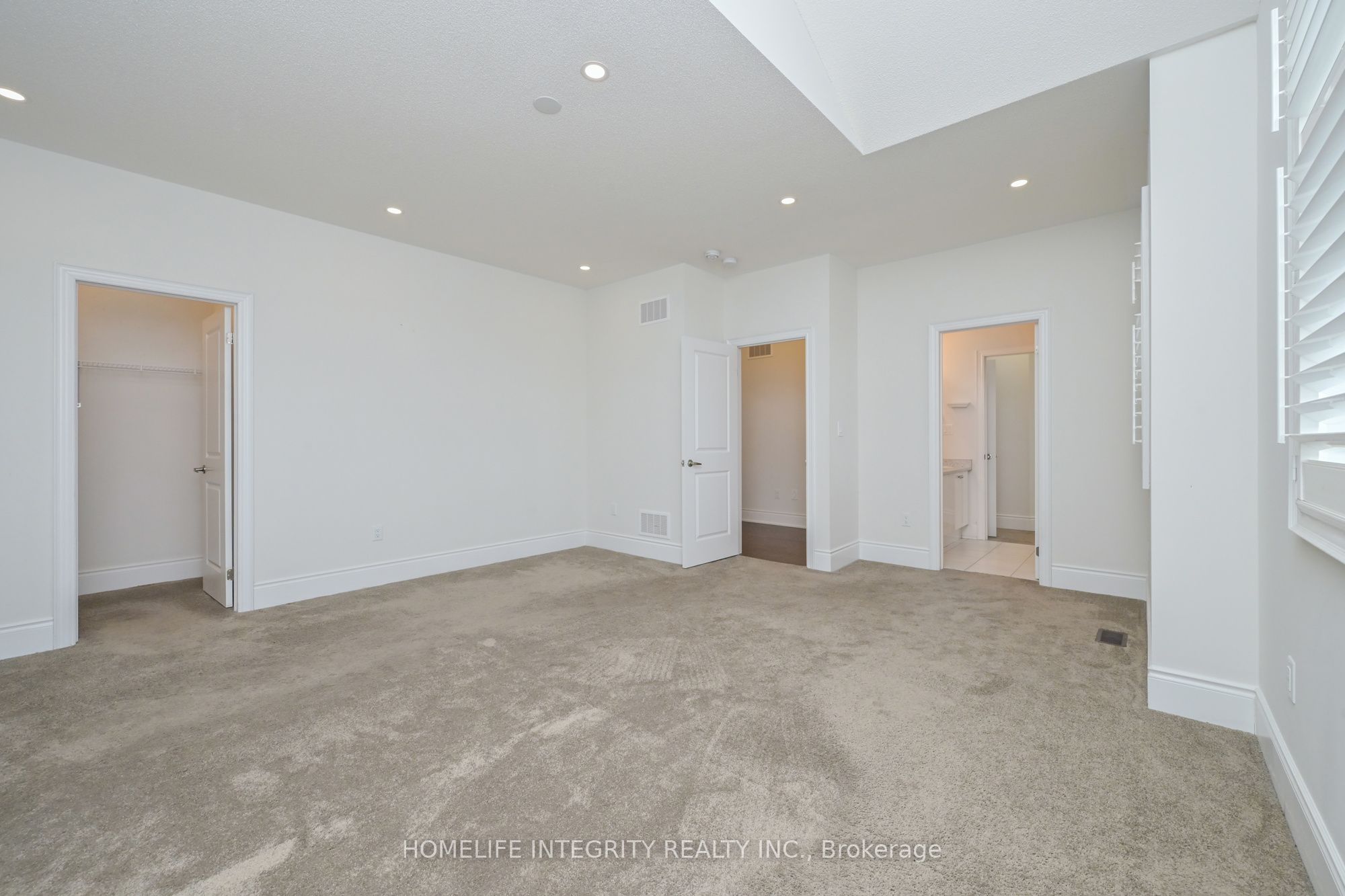 1144 Wickham Road Property Photo 22