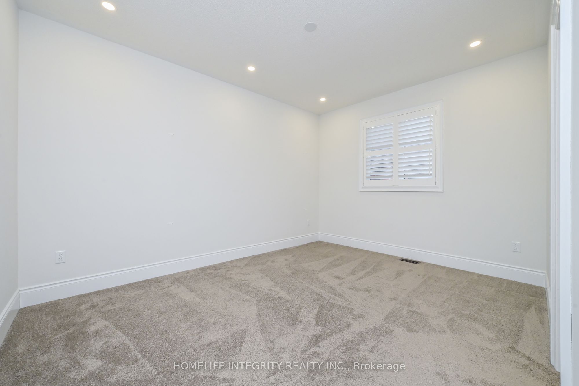 1144 Wickham Road Property Photo 26