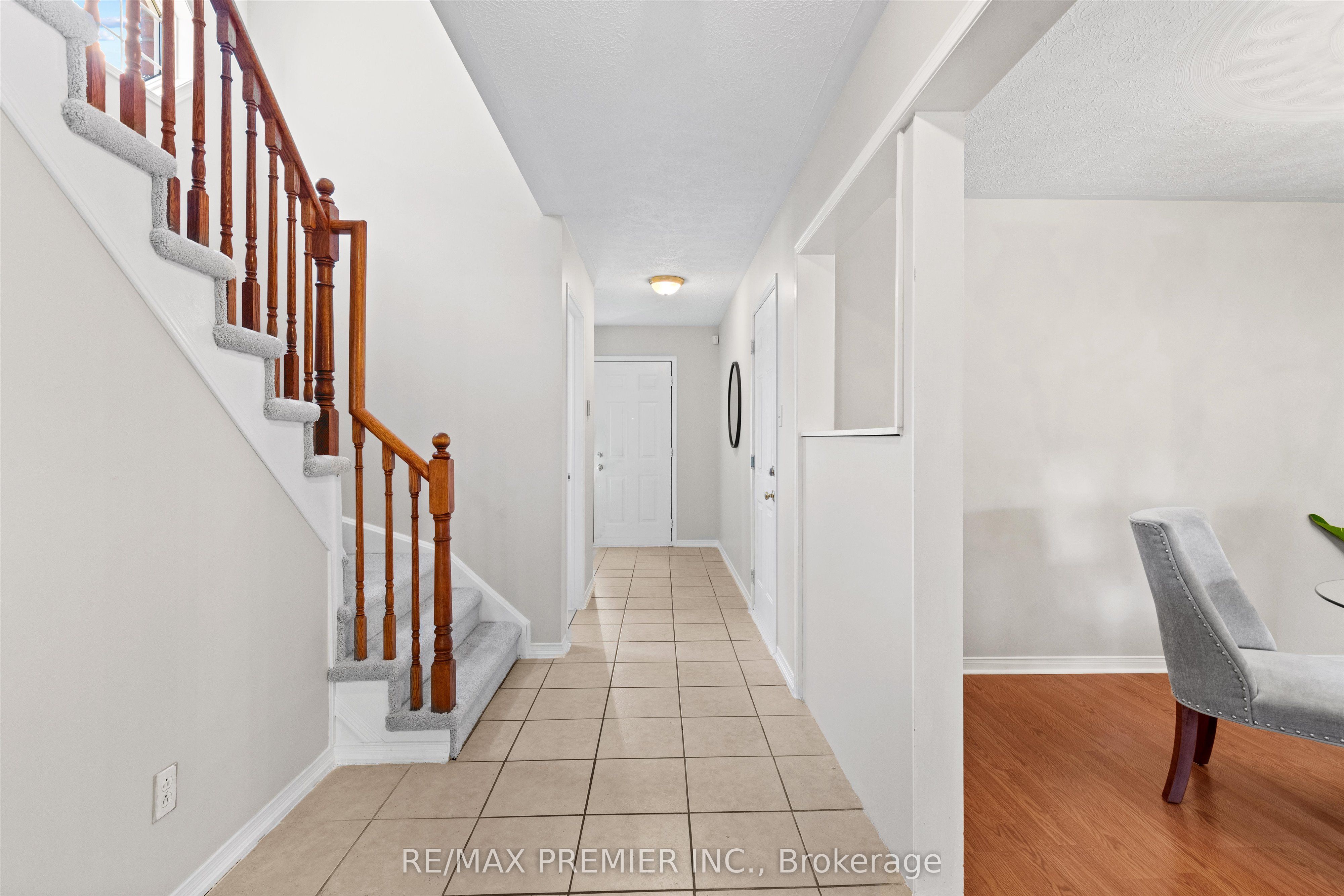 2272 Warrington Way Property Photo 10