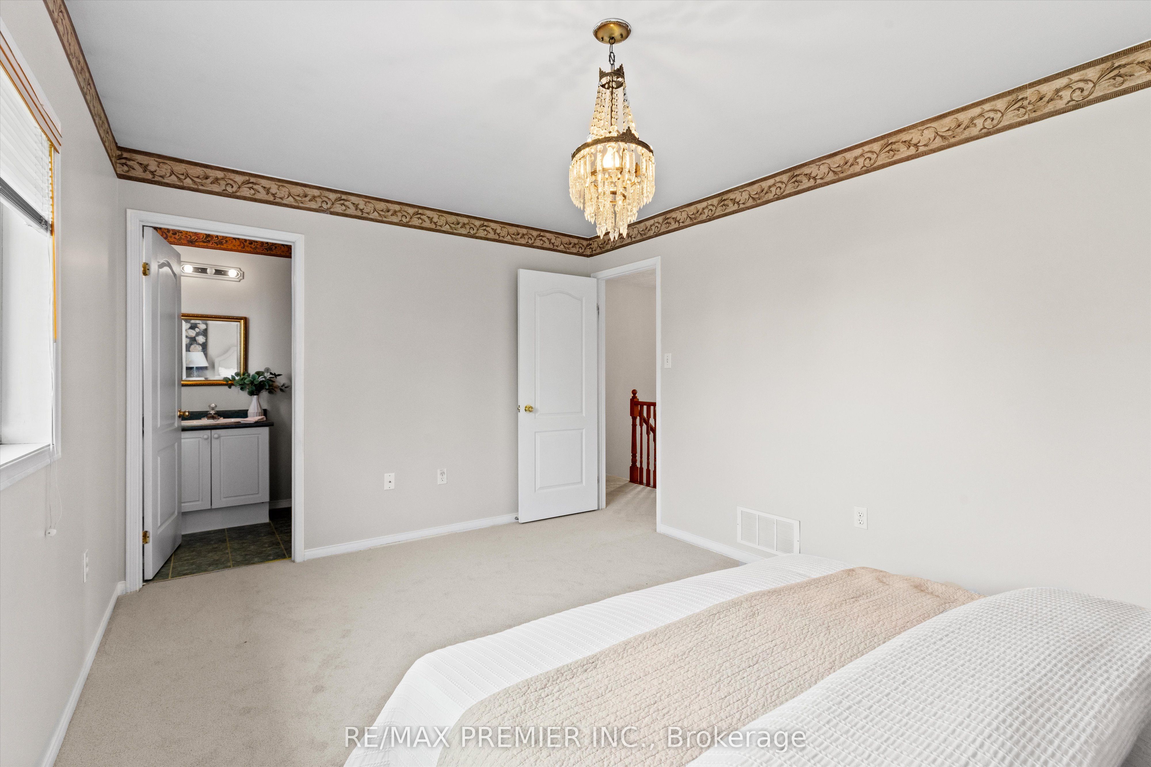 2272 Warrington Way Property Photo 21