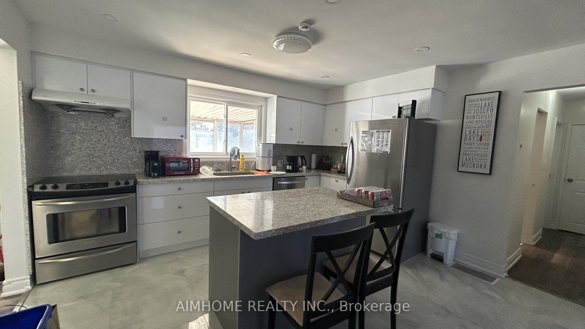 151 Riveredge Drive Property Photo 13