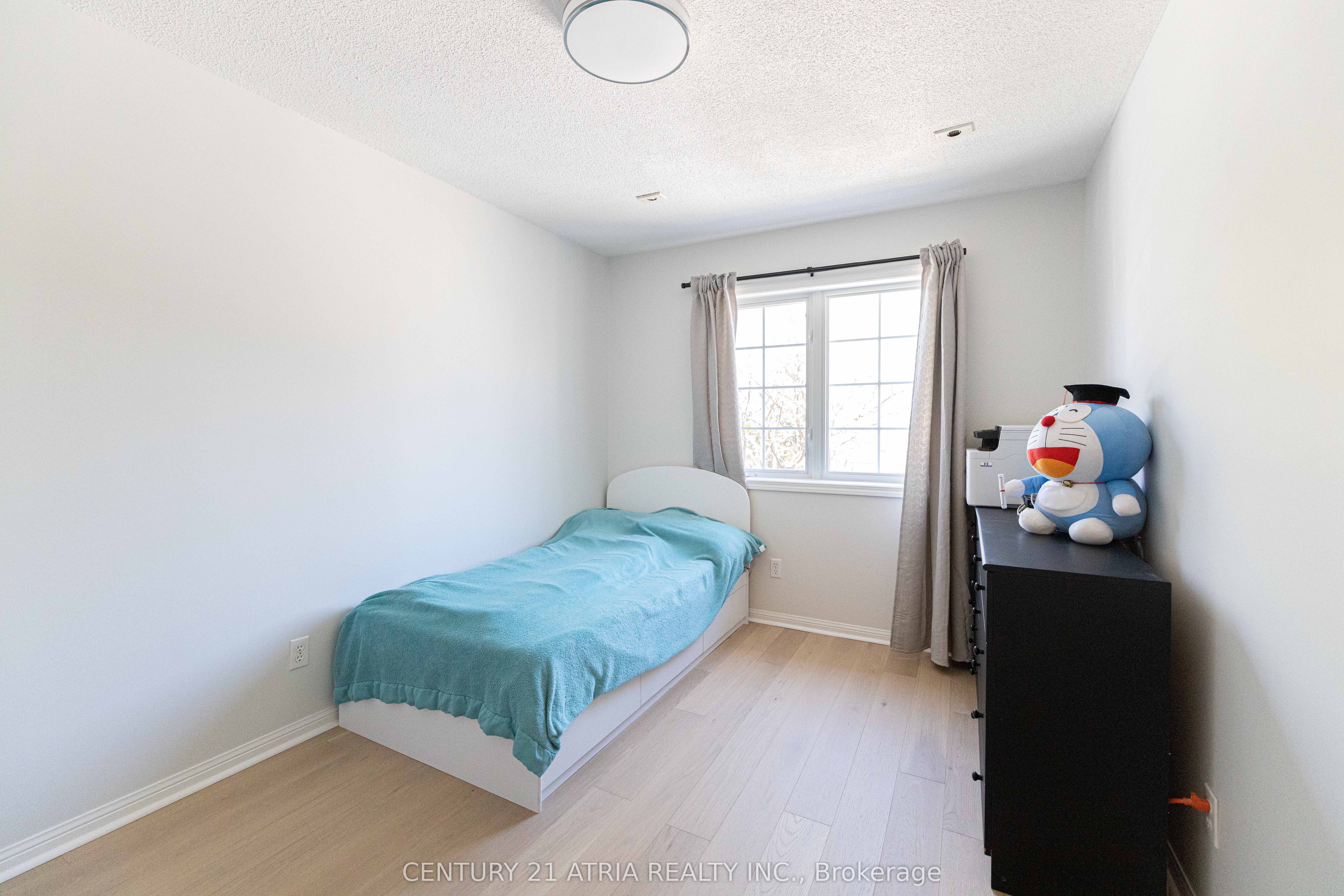 4 Alpen Way 9 Property Photo 13