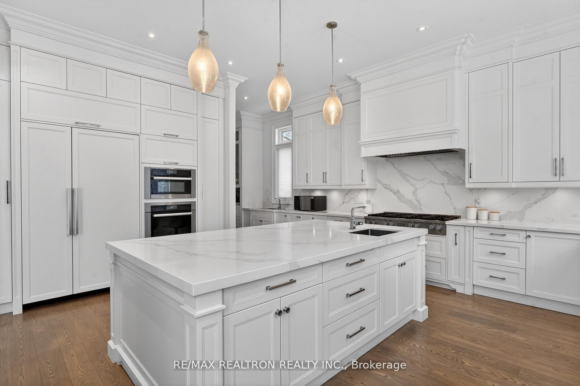 27 Laureleaf Road Property Photo 15