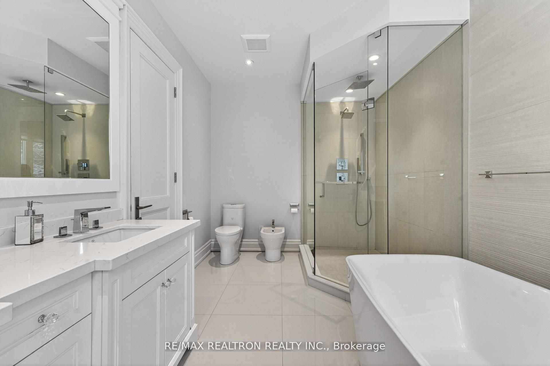 27 Laureleaf Road Property Photo 40