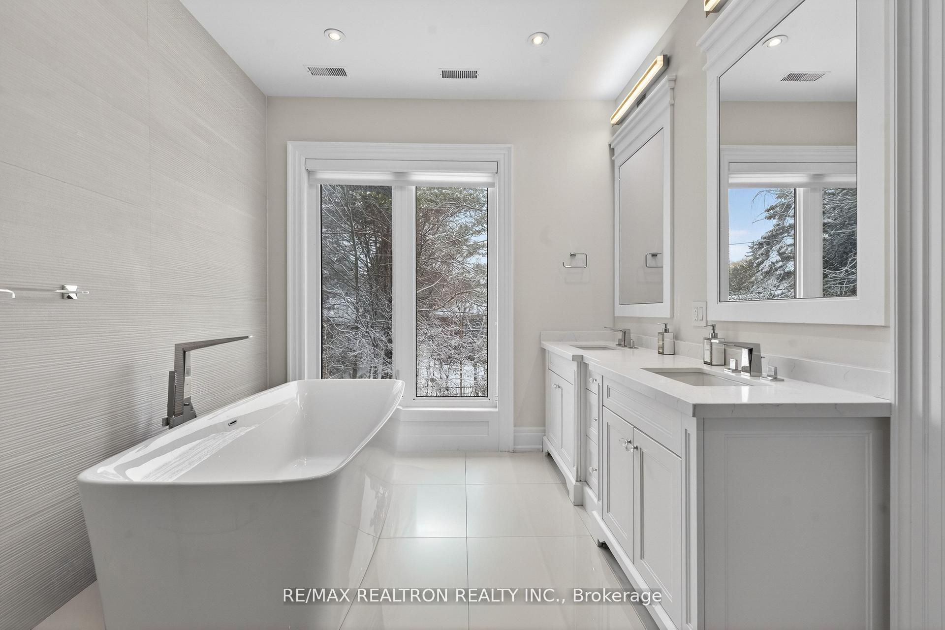 27 Laureleaf Road Property Photo 41