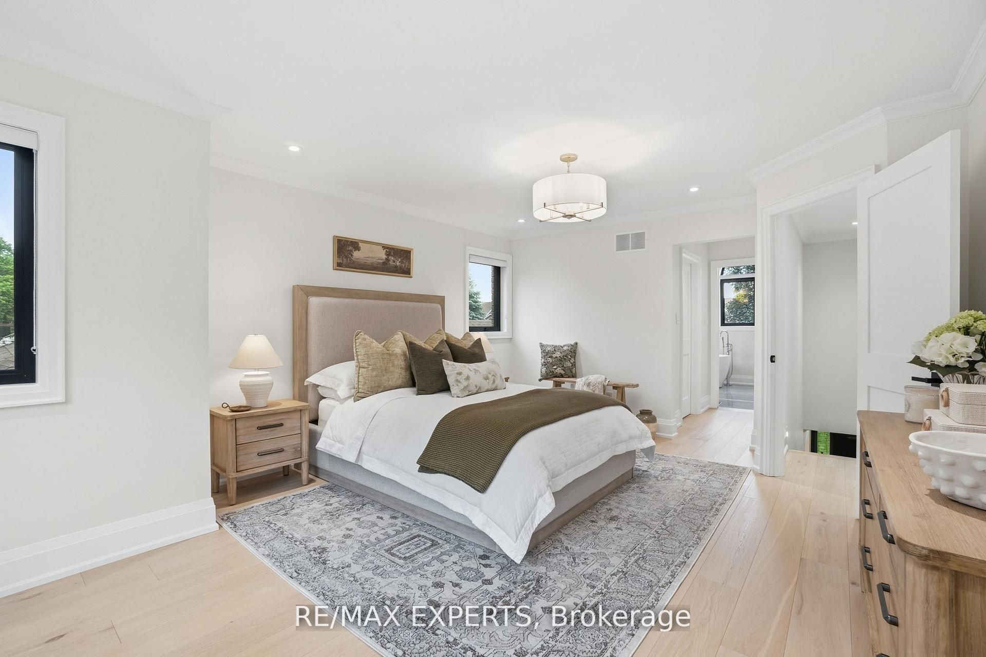 8 Brent Road Property Photo 21