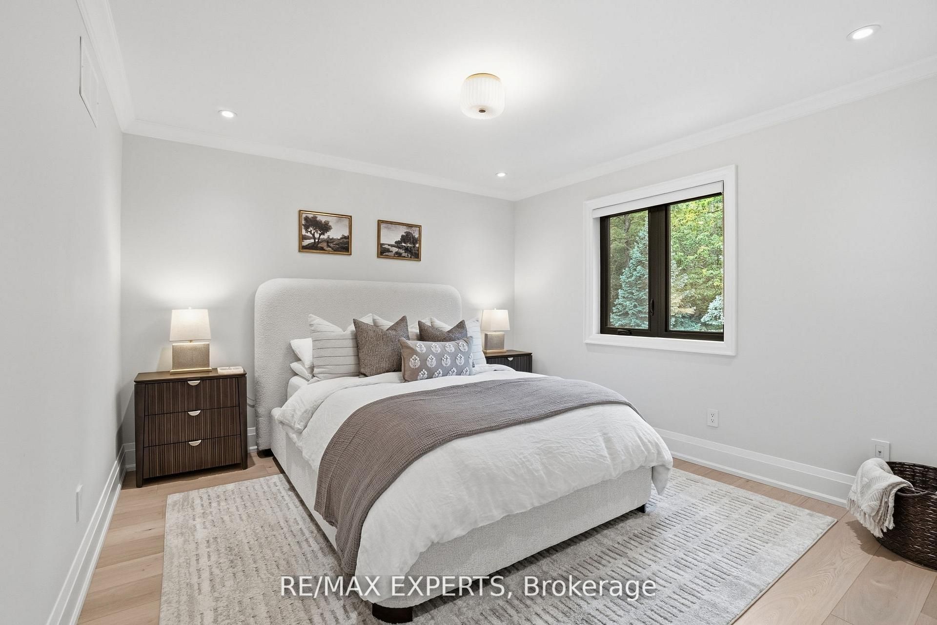 8 Brent Road Property Photo 25