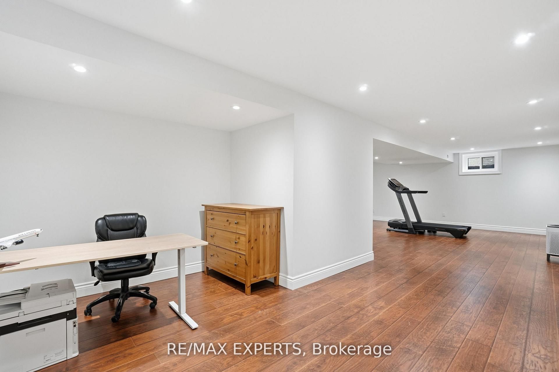 8 Brent Road Property Photo 28