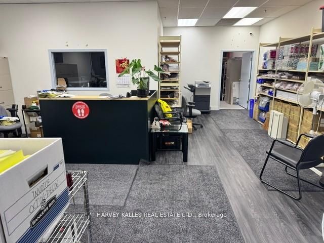 60 West Wilmot Street 16 Property Photo 4