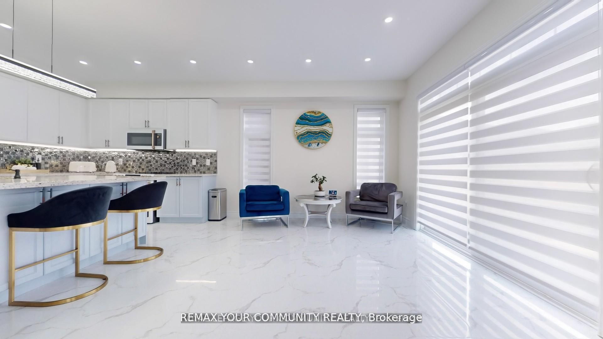 1072 Wickham Road Property Photo 14