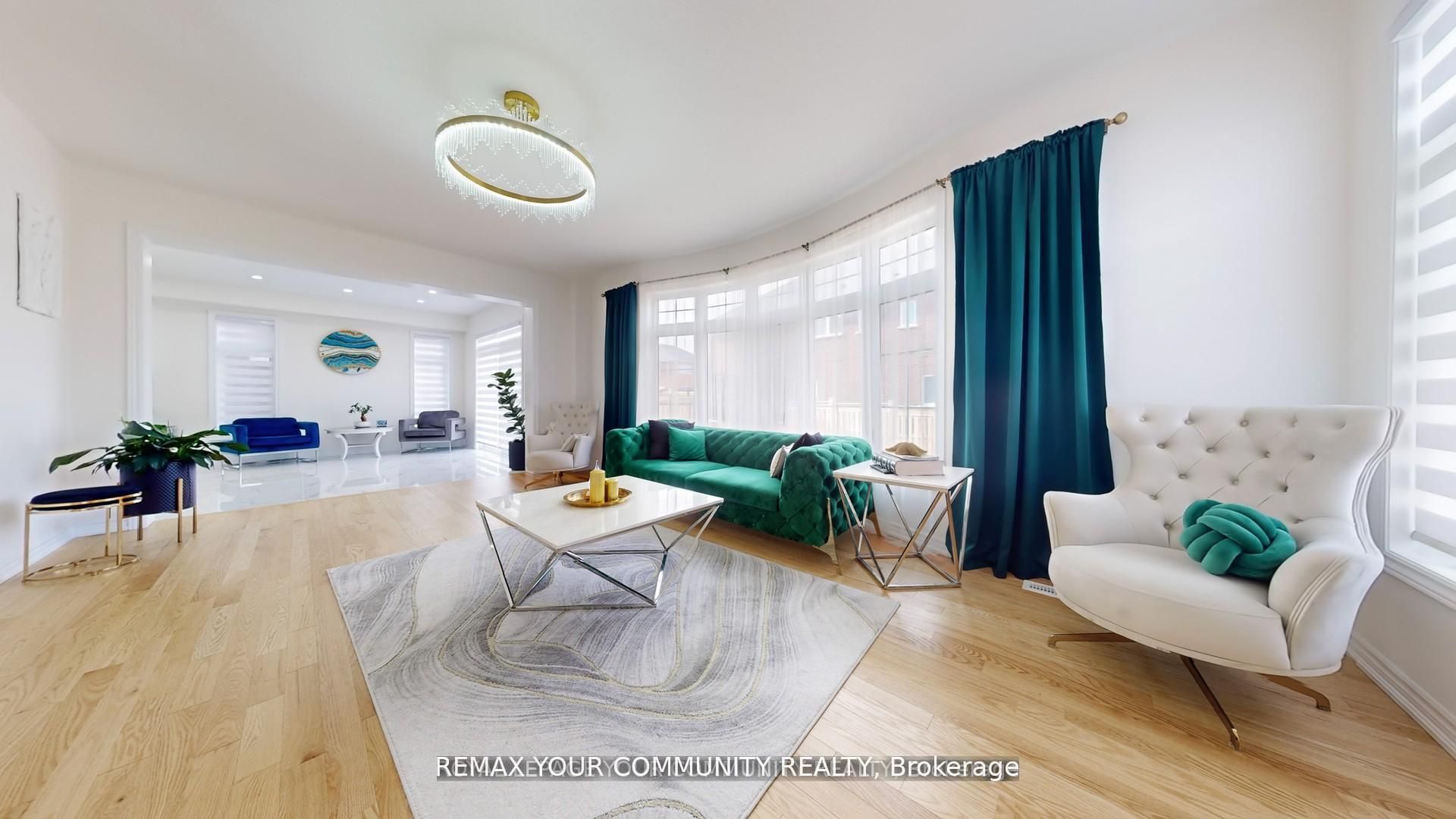 1072 Wickham Road Property Photo 16