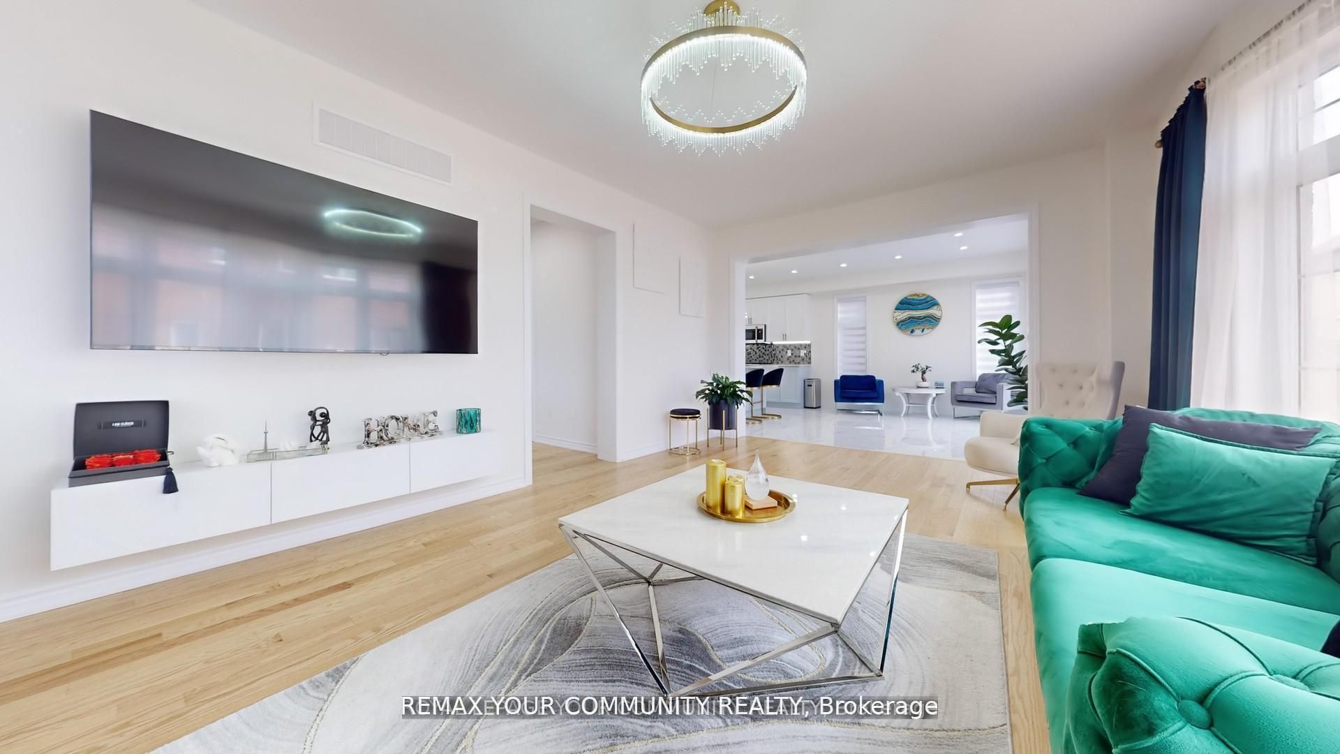 1072 Wickham Road Property Photo 18