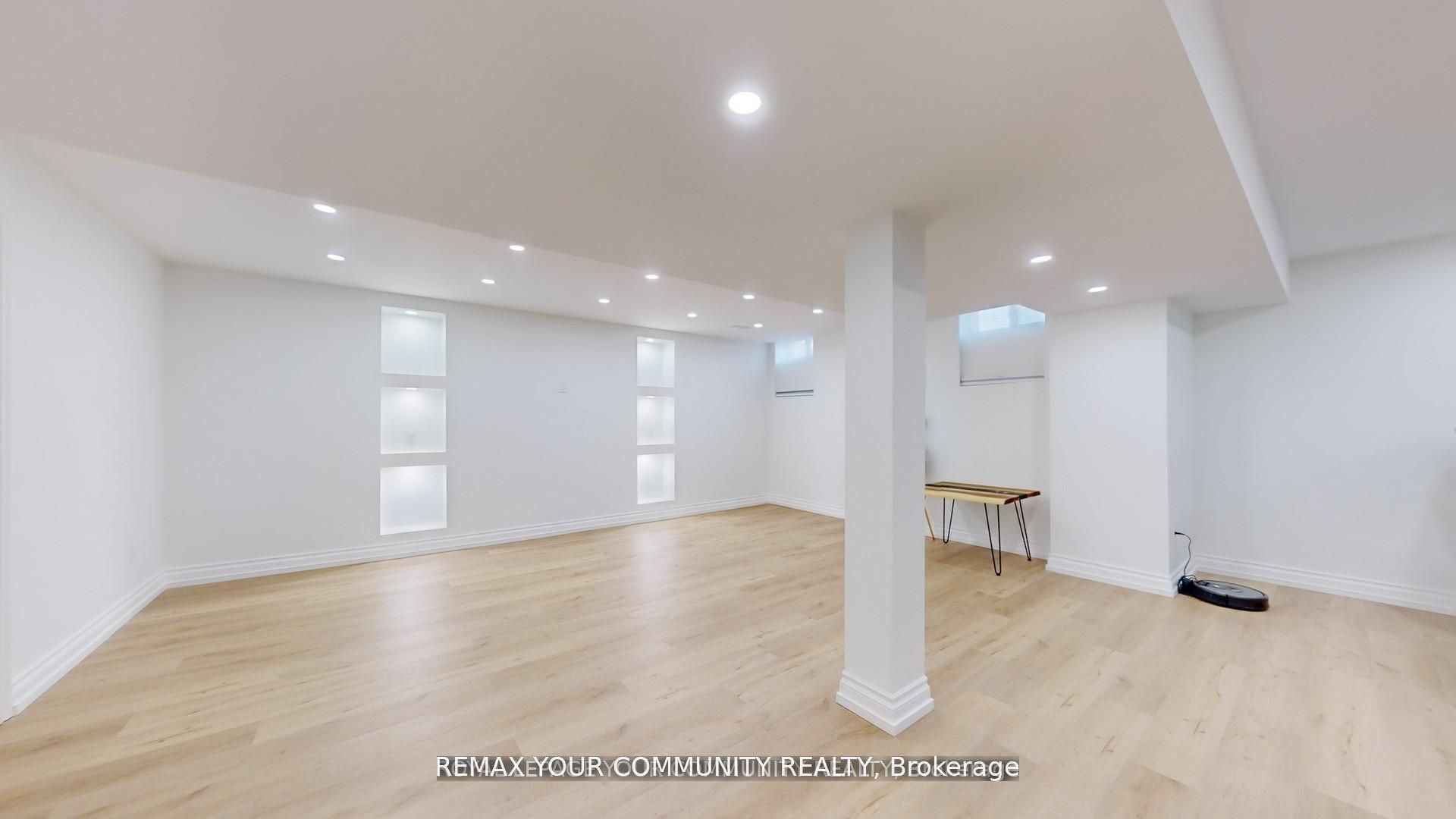 1072 Wickham Road Property Photo 40