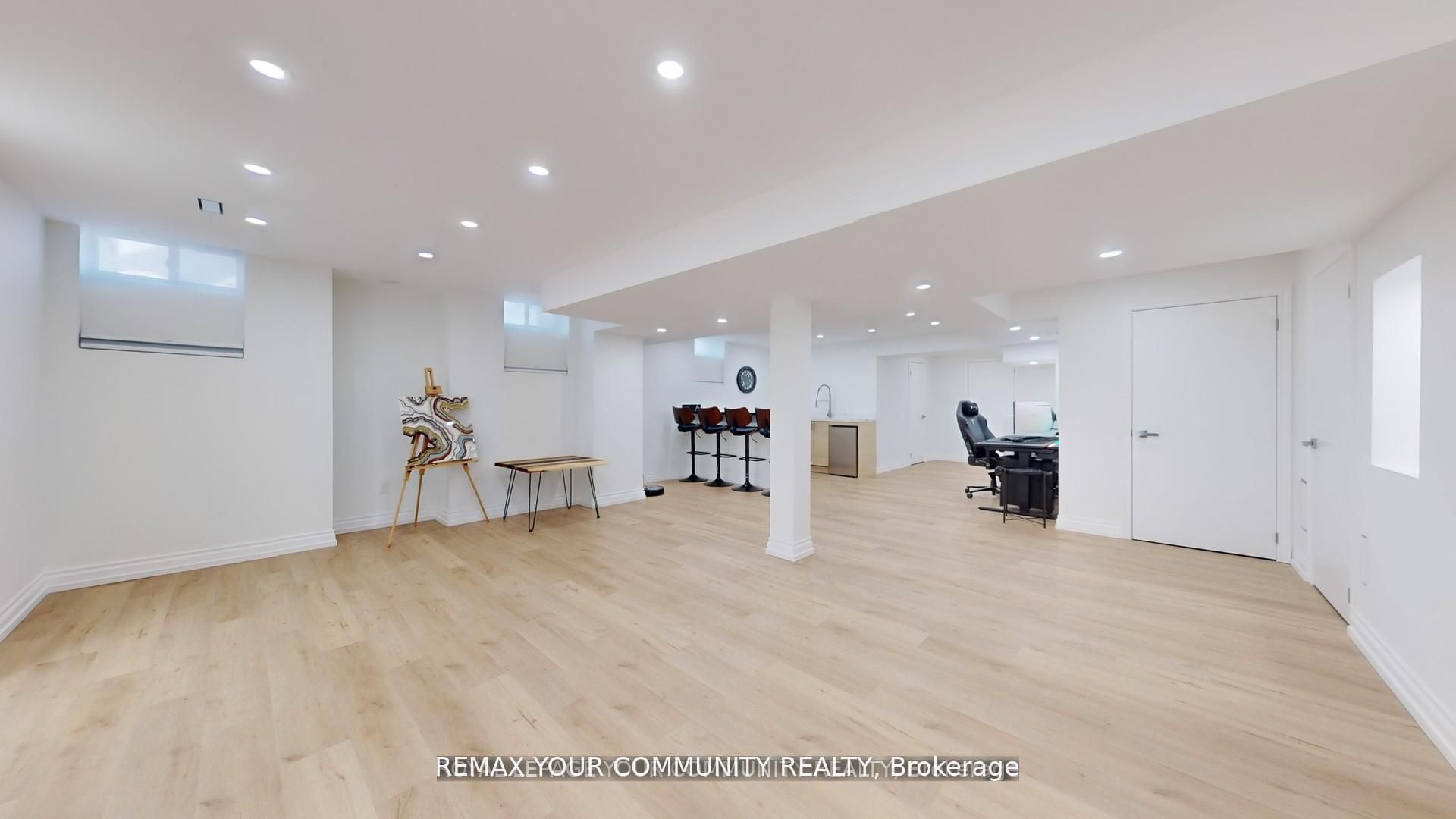 1072 Wickham Road Property Photo 41