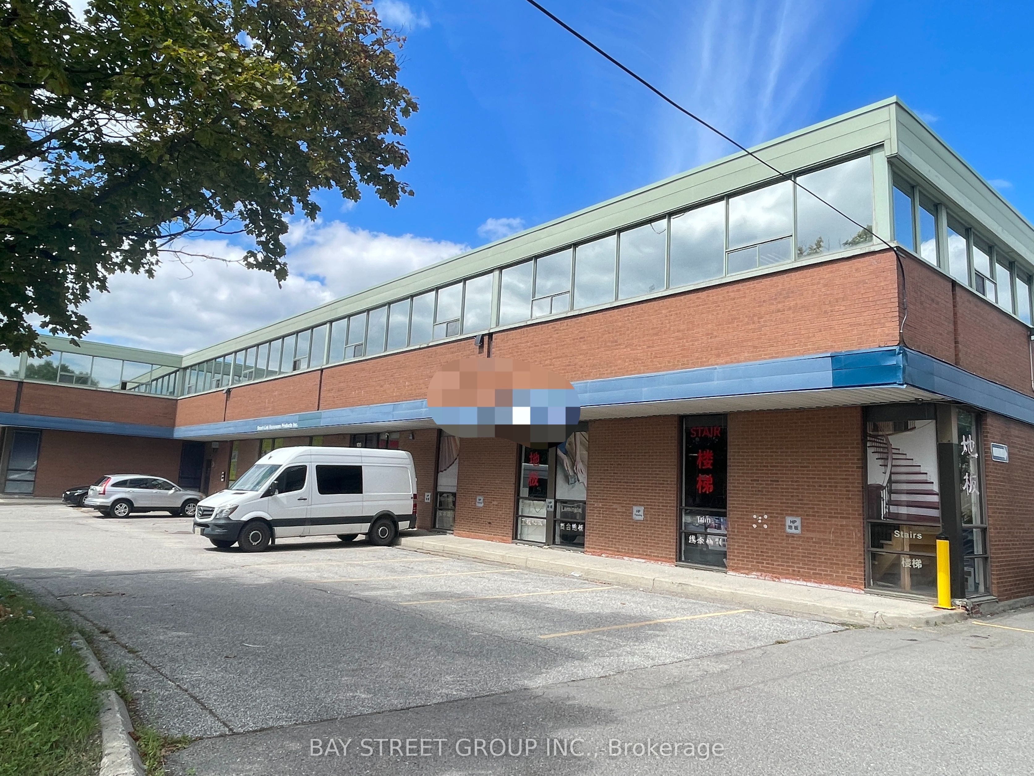 100 Steelcase Road E Unit 202 Property Photo 1