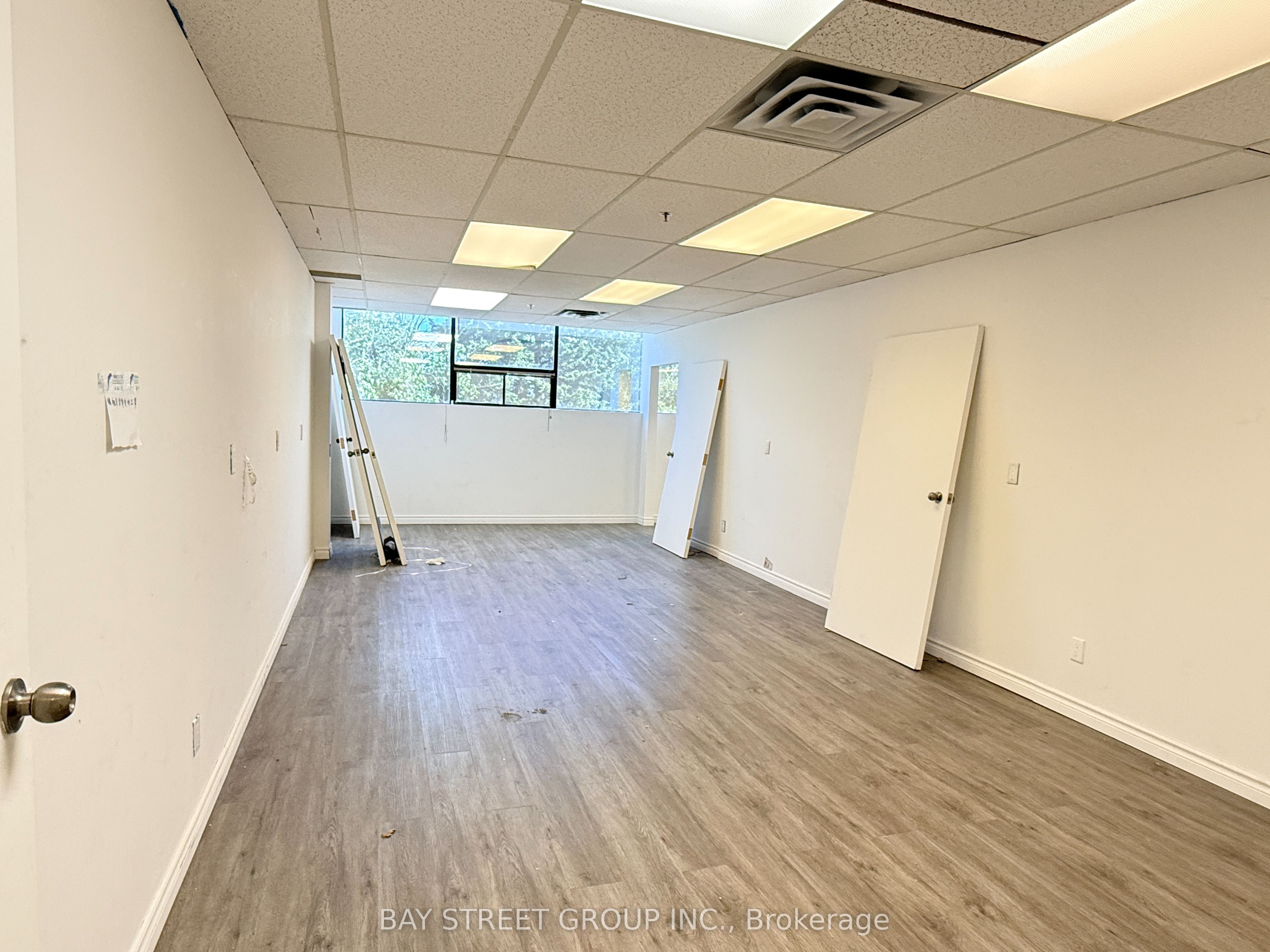 100 Steelcase Road E Unit 202 Property Photo 5