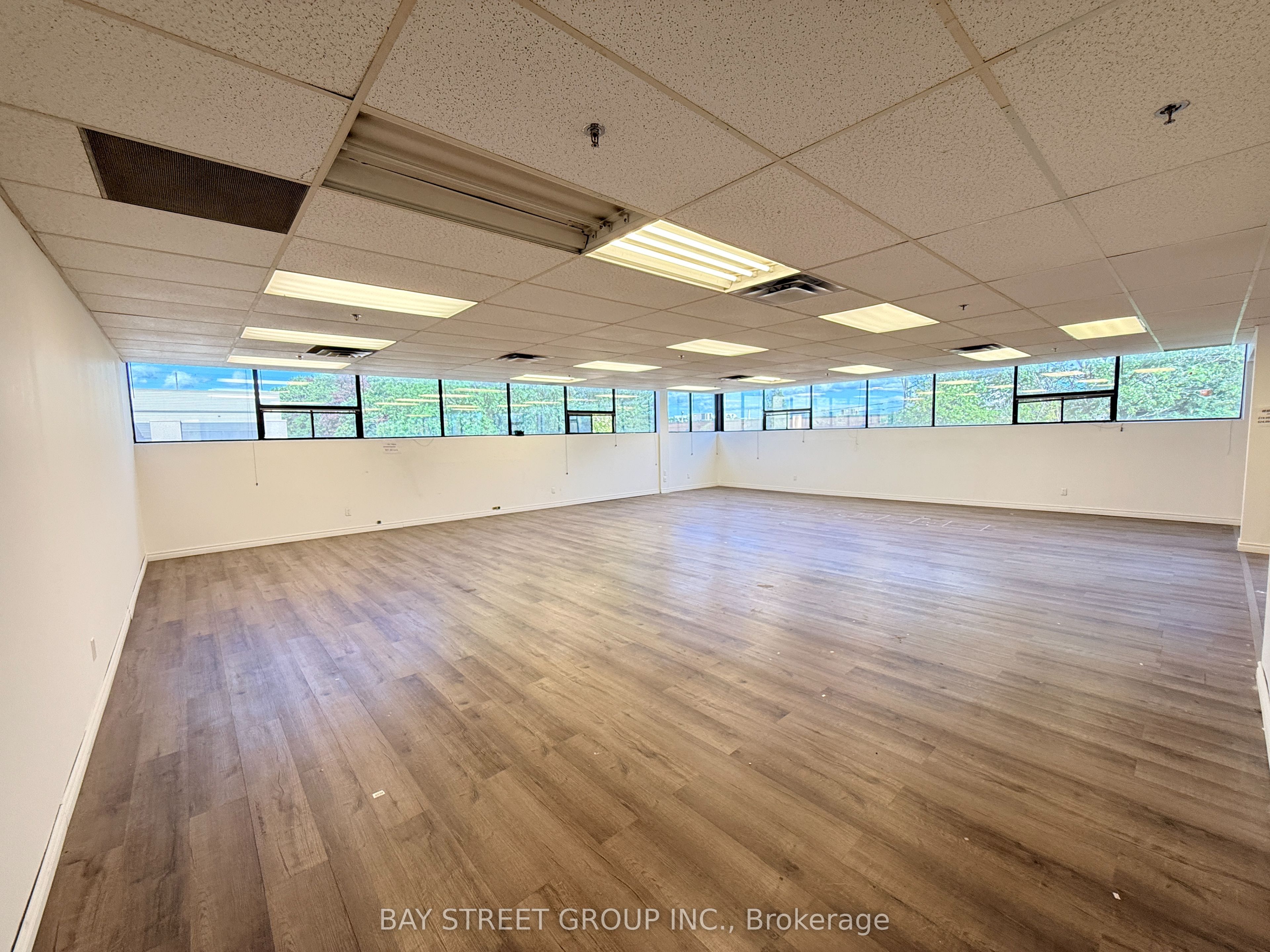100 Steelcase Road E Unit 202 Property Photo 9
