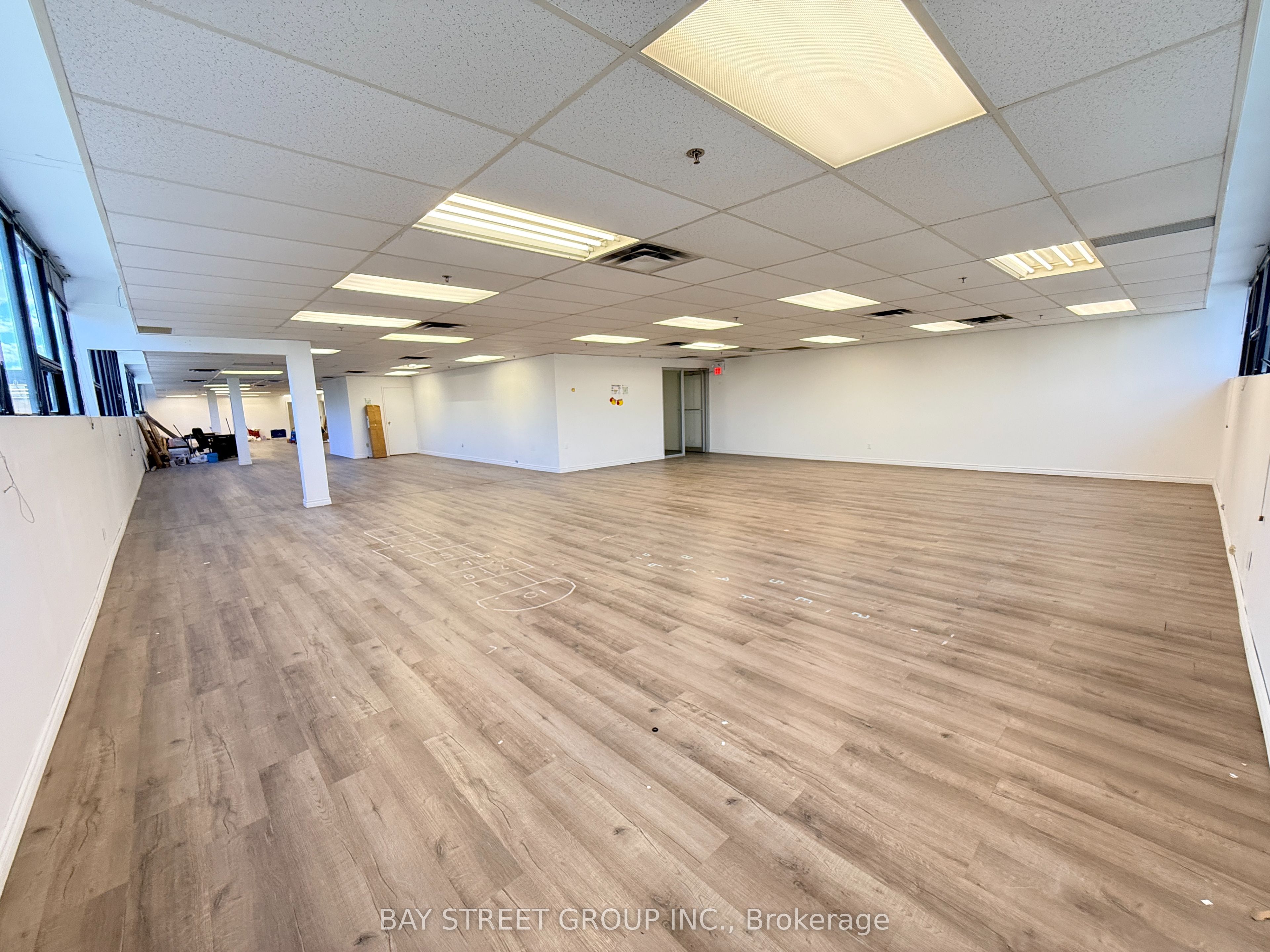 100 Steelcase Road E Unit 202 Property Photo 10