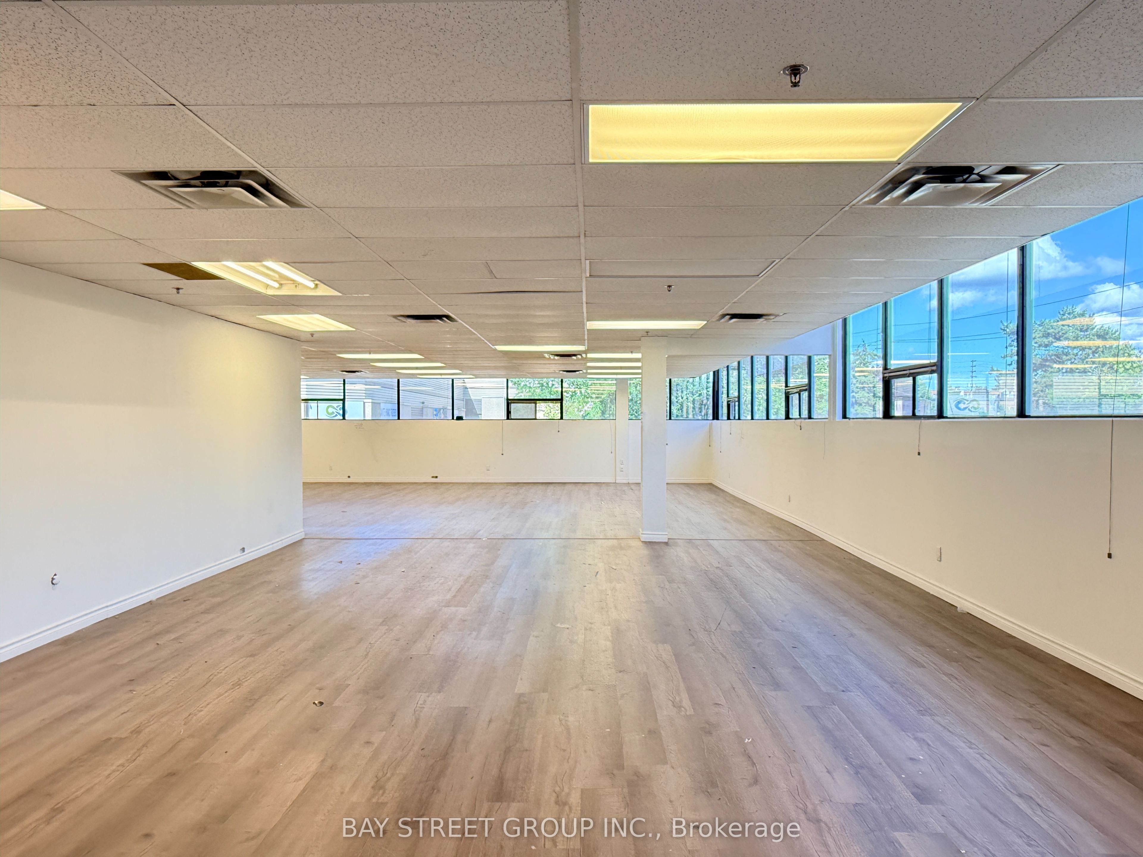 100 Steelcase Road E Unit 202 Property Photo 11