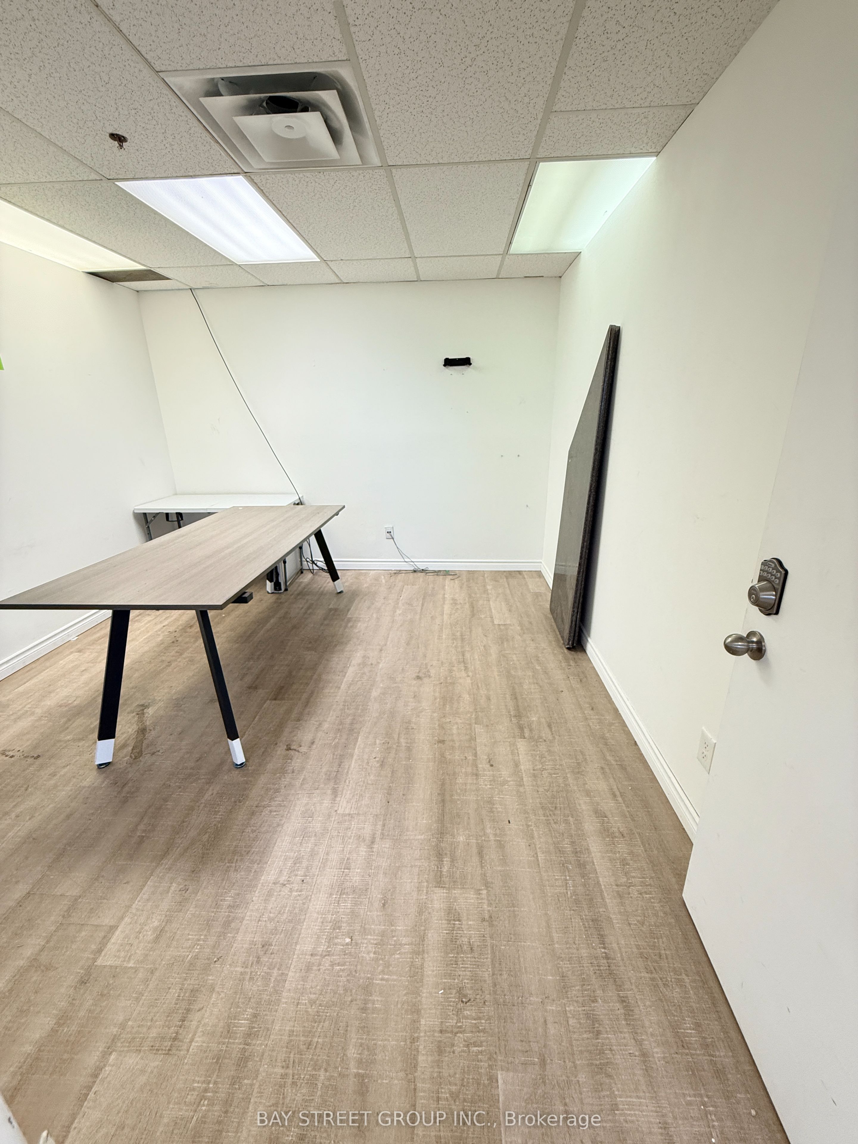 100 Steelcase Road E Unit 202 Property Photo 14
