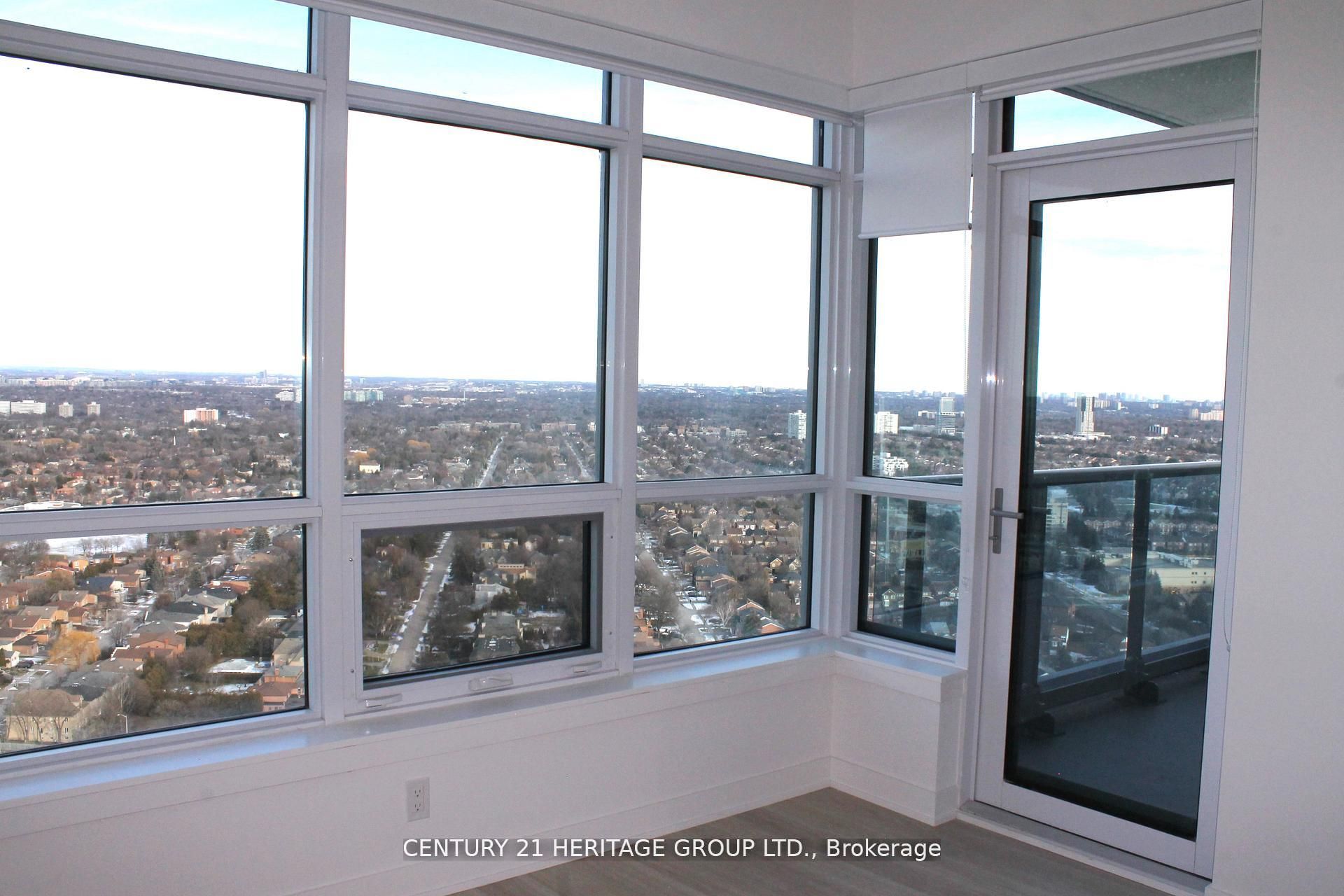 30 Upper Mall Way A3410 Property Photo 12
