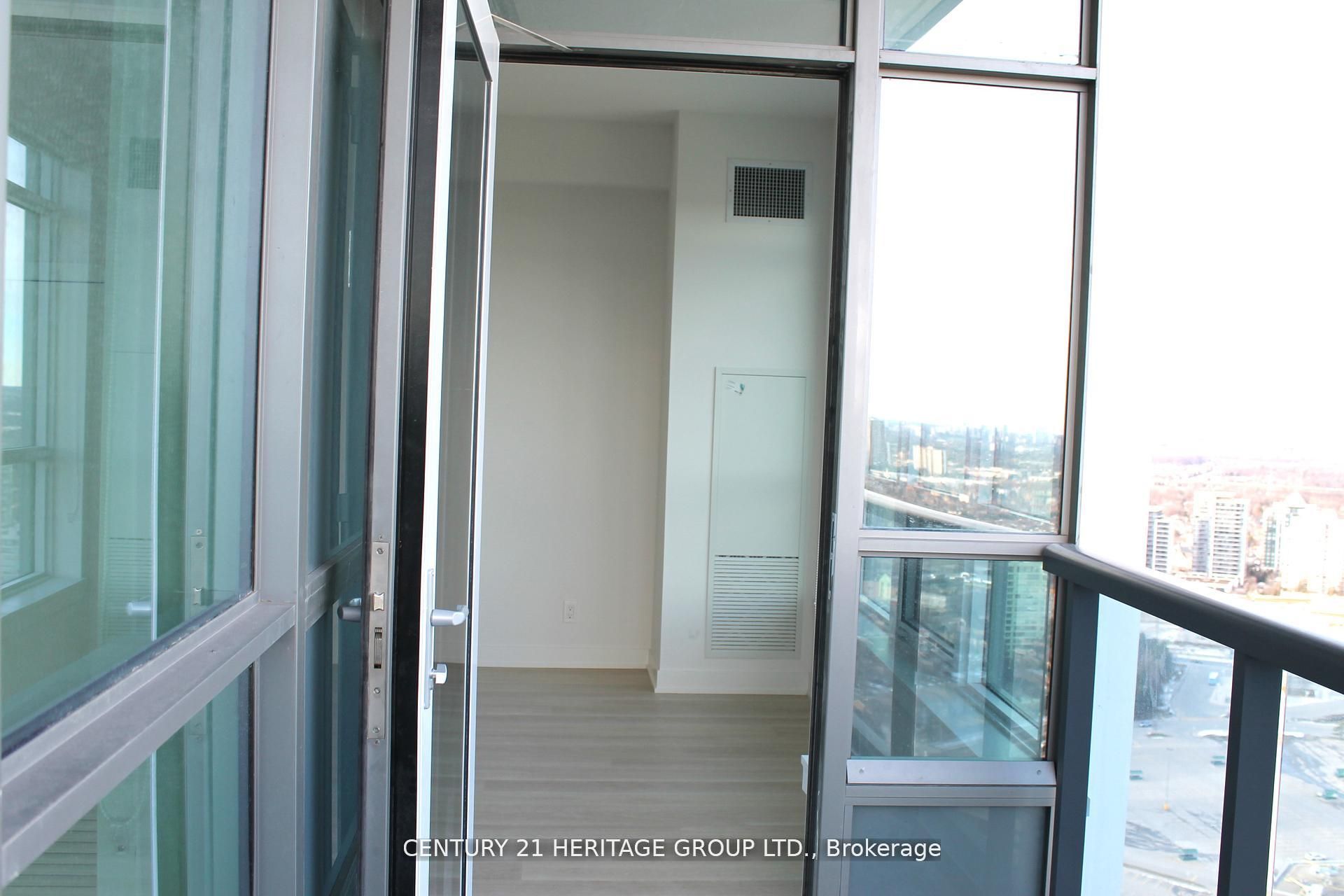 30 Upper Mall Way A3410 Property Photo 15