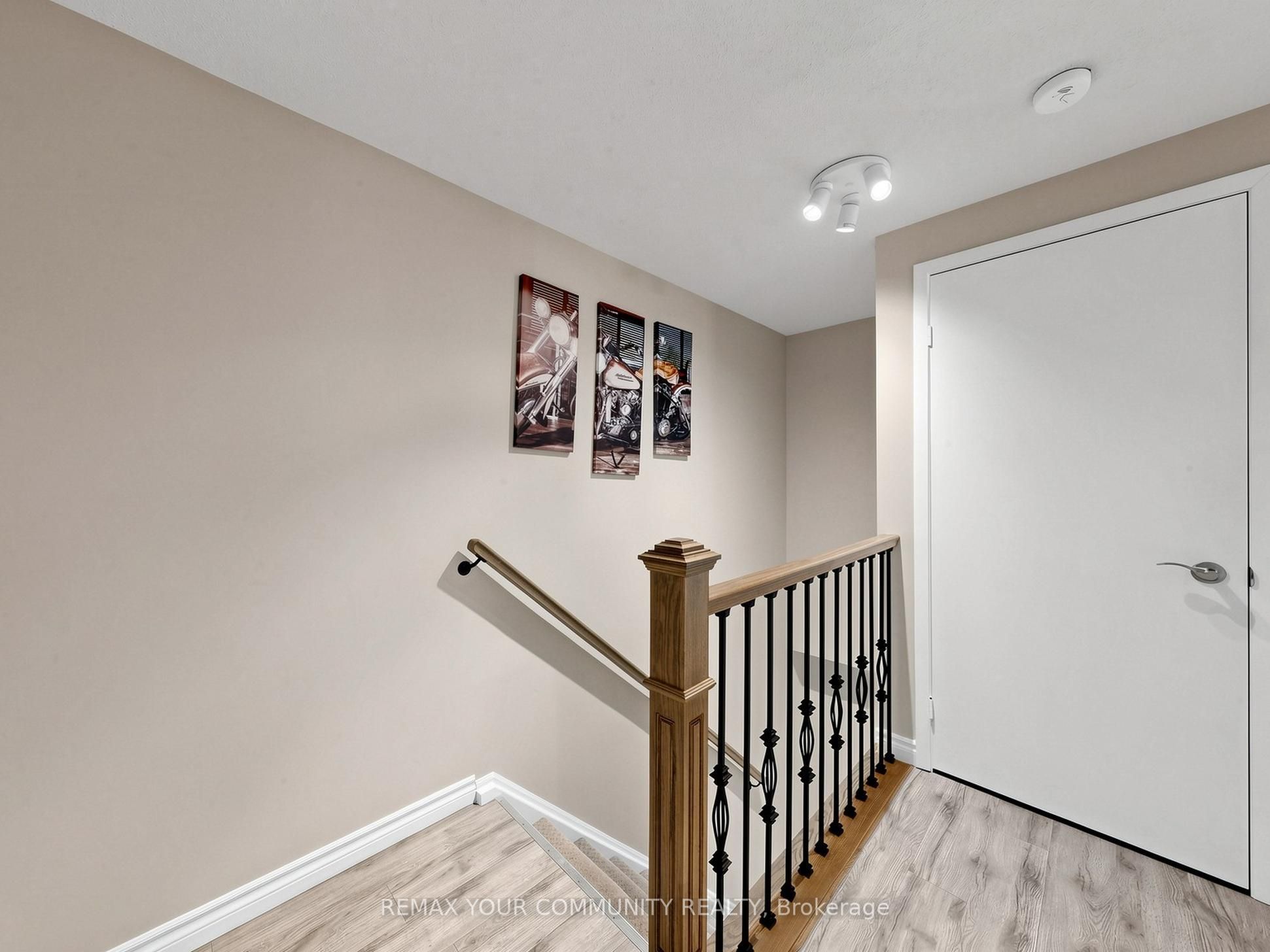 72 Ashglen Way 16 Property Photo 25