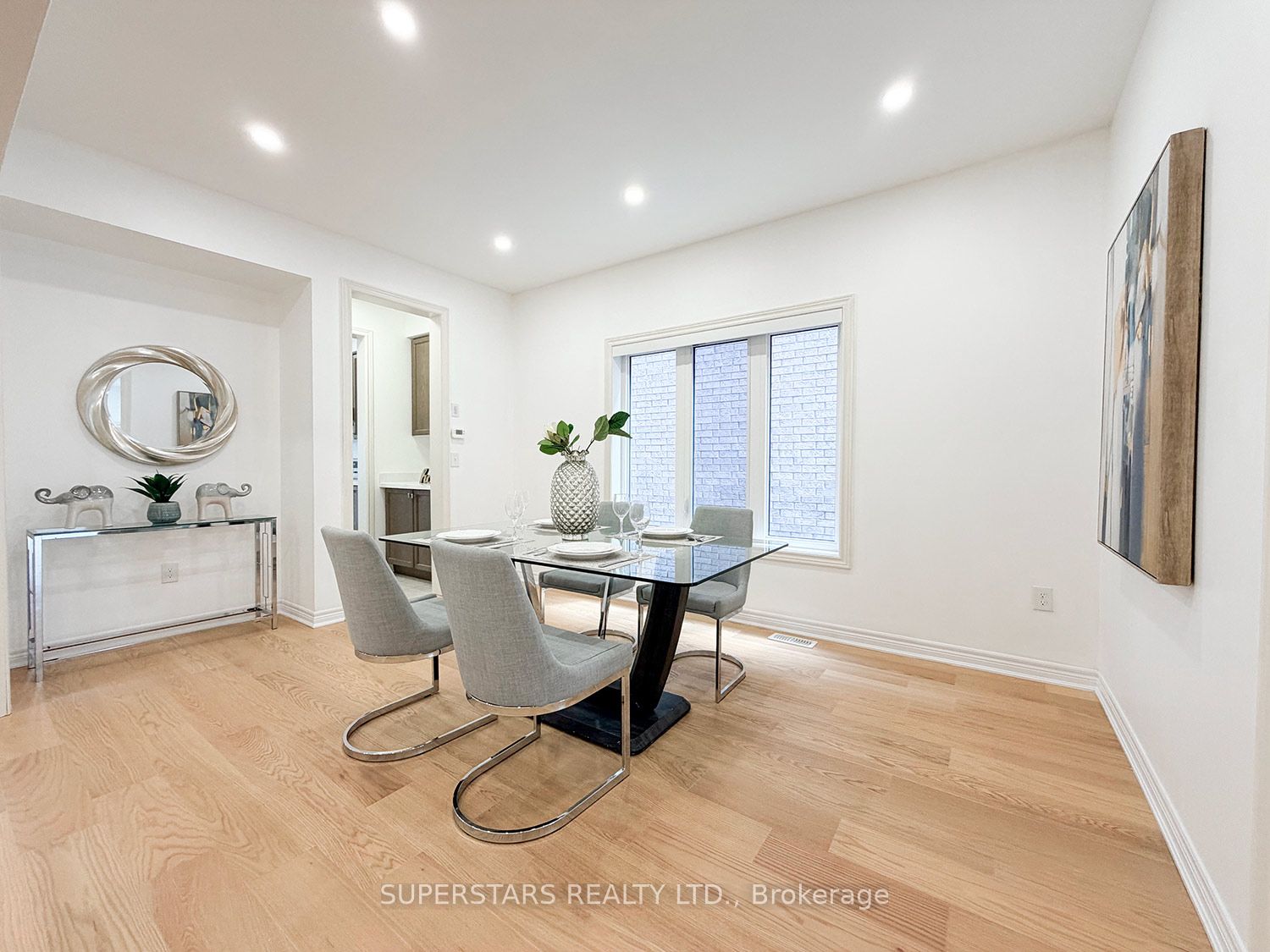 8 Kavanagh Avenue Property Photo 7