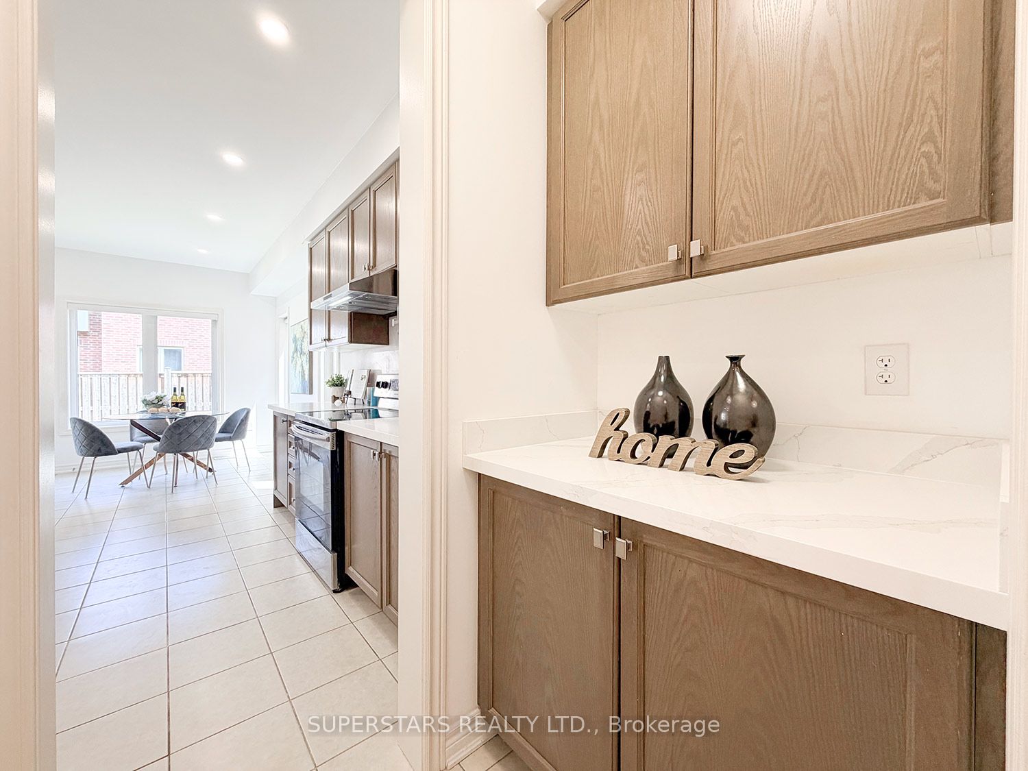 8 Kavanagh Avenue Property Photo 11