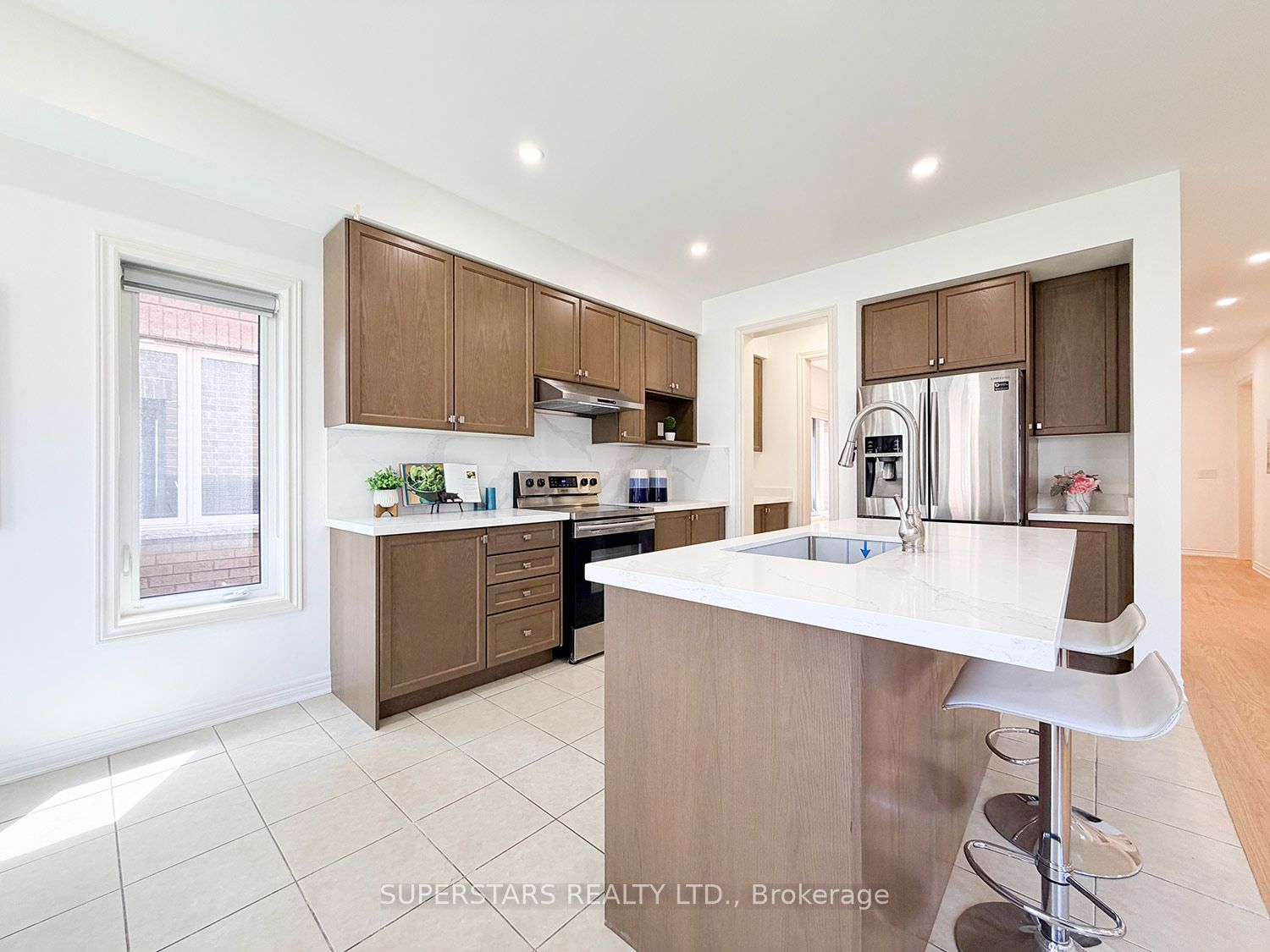 8 Kavanagh Avenue Property Photo 17