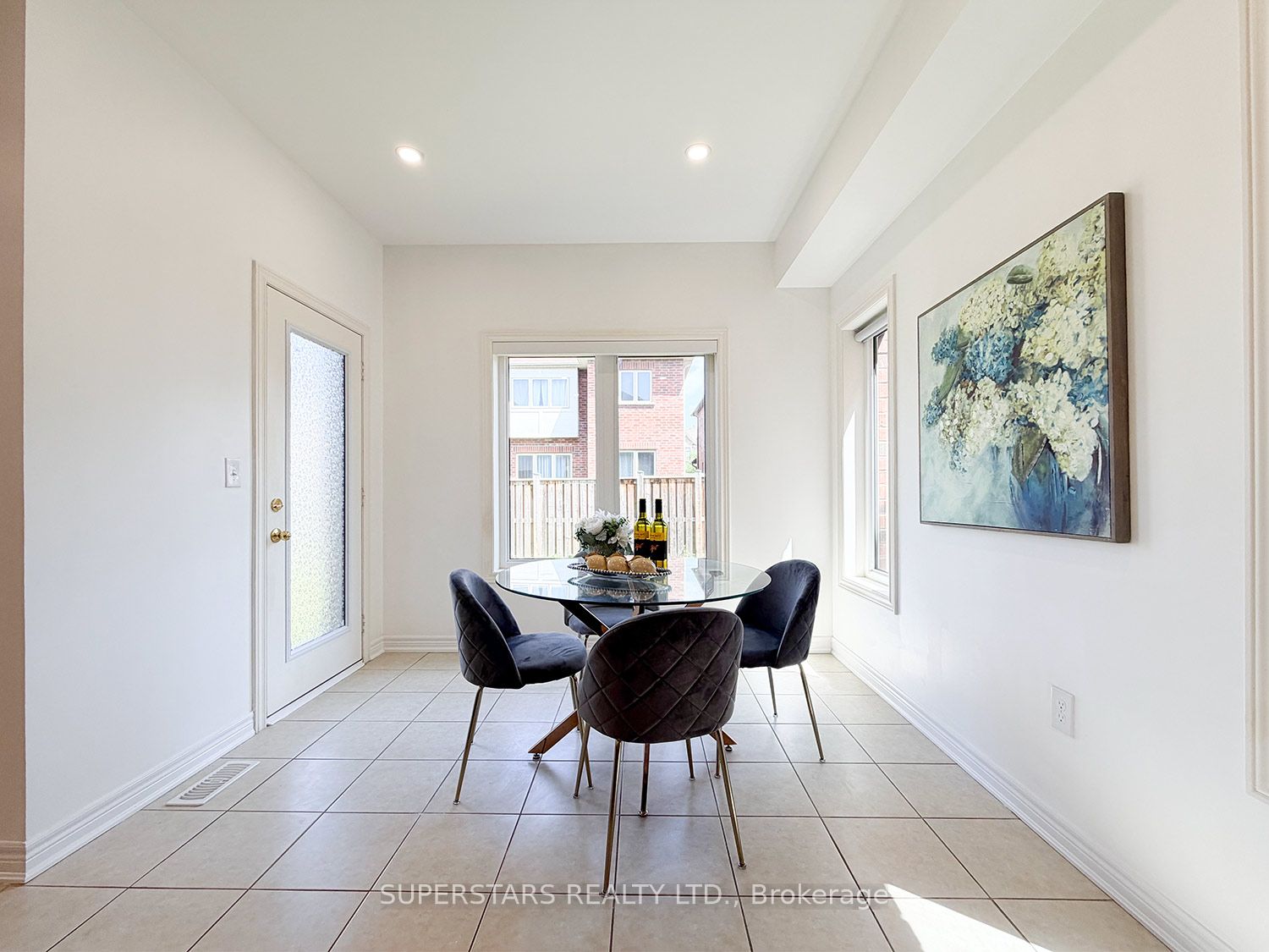 8 Kavanagh Avenue Property Photo 19