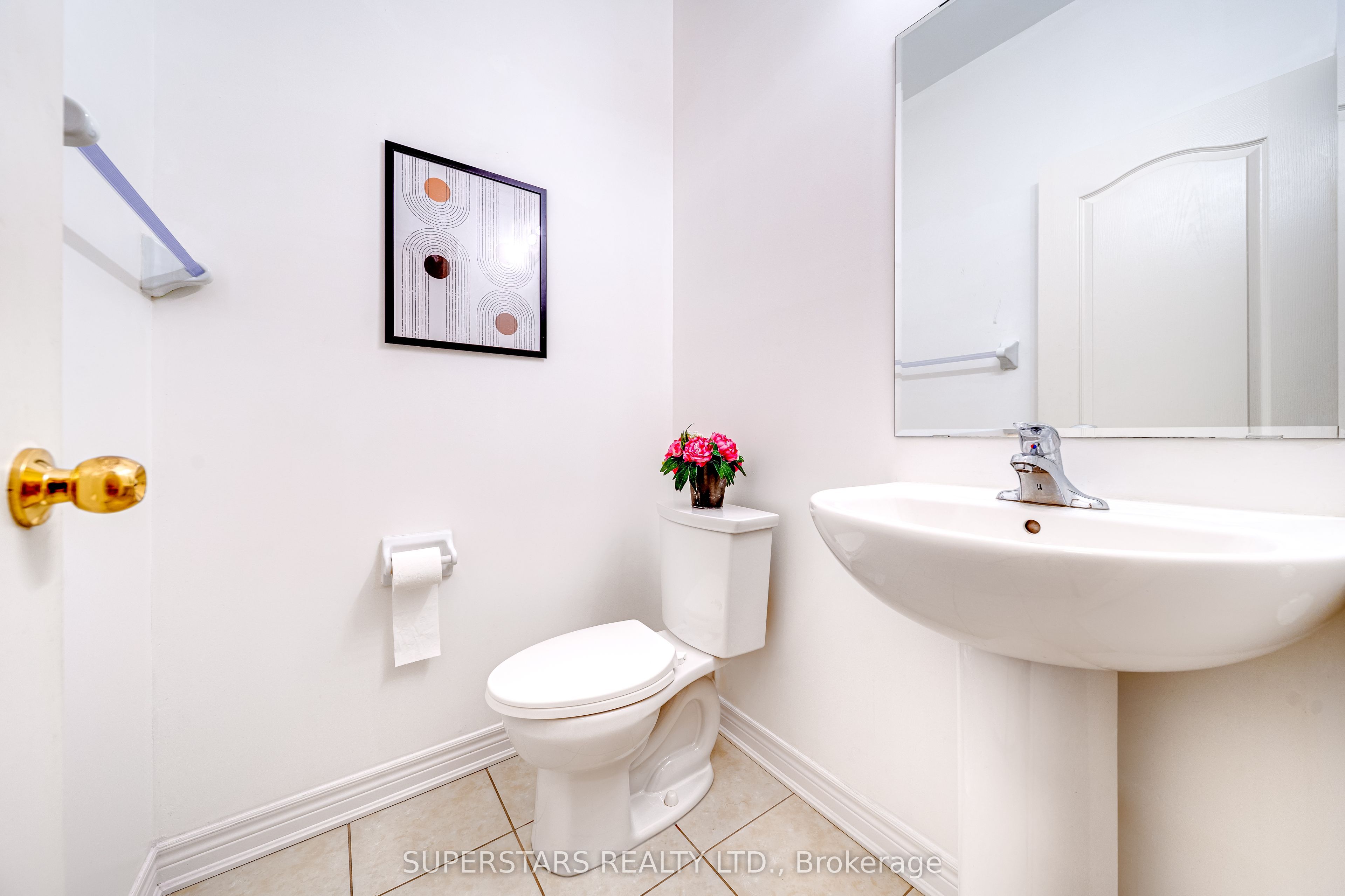 8 Kavanagh Avenue Property Photo 23