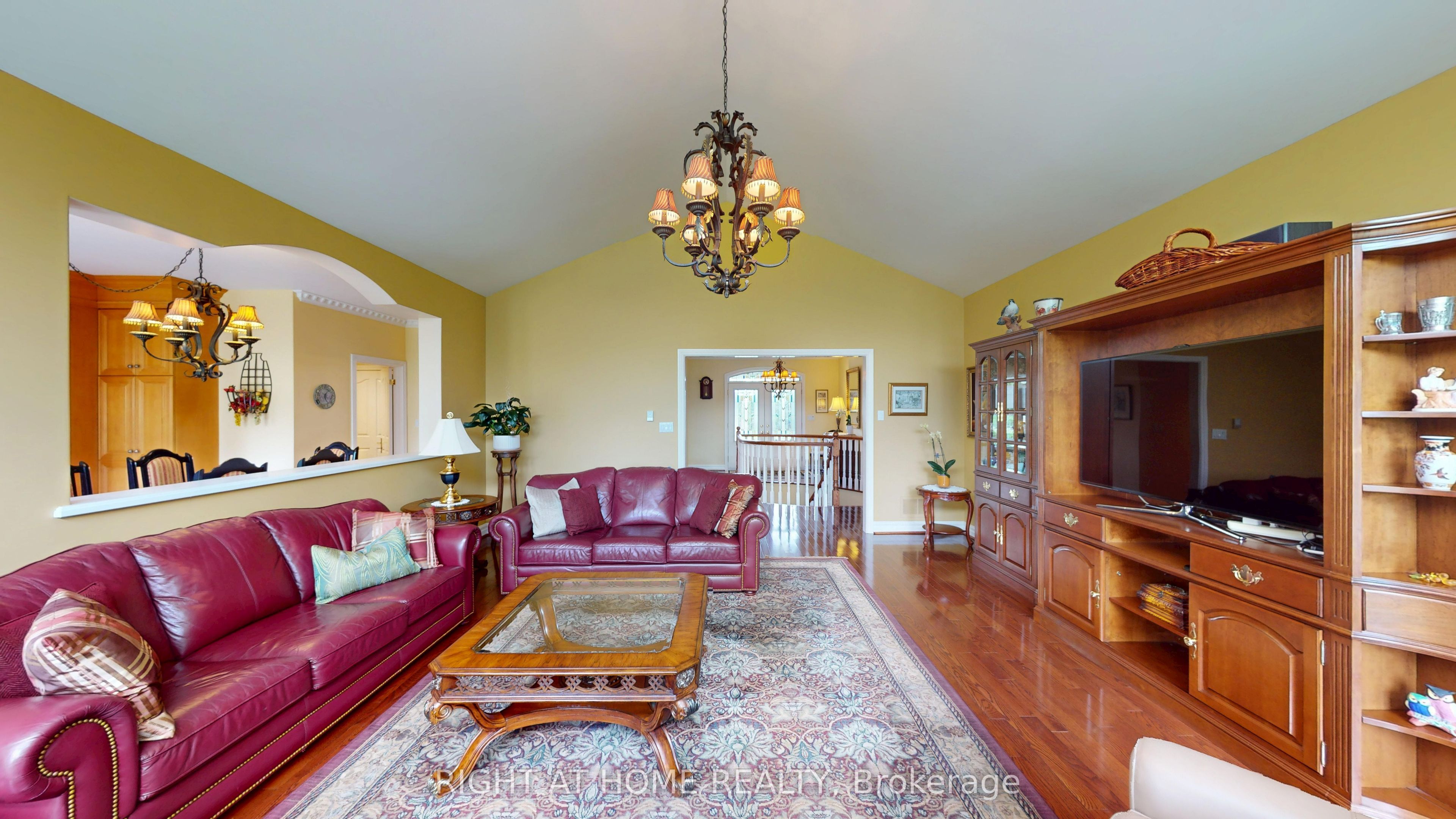 35 Golfview Boulevard Property Photo 9