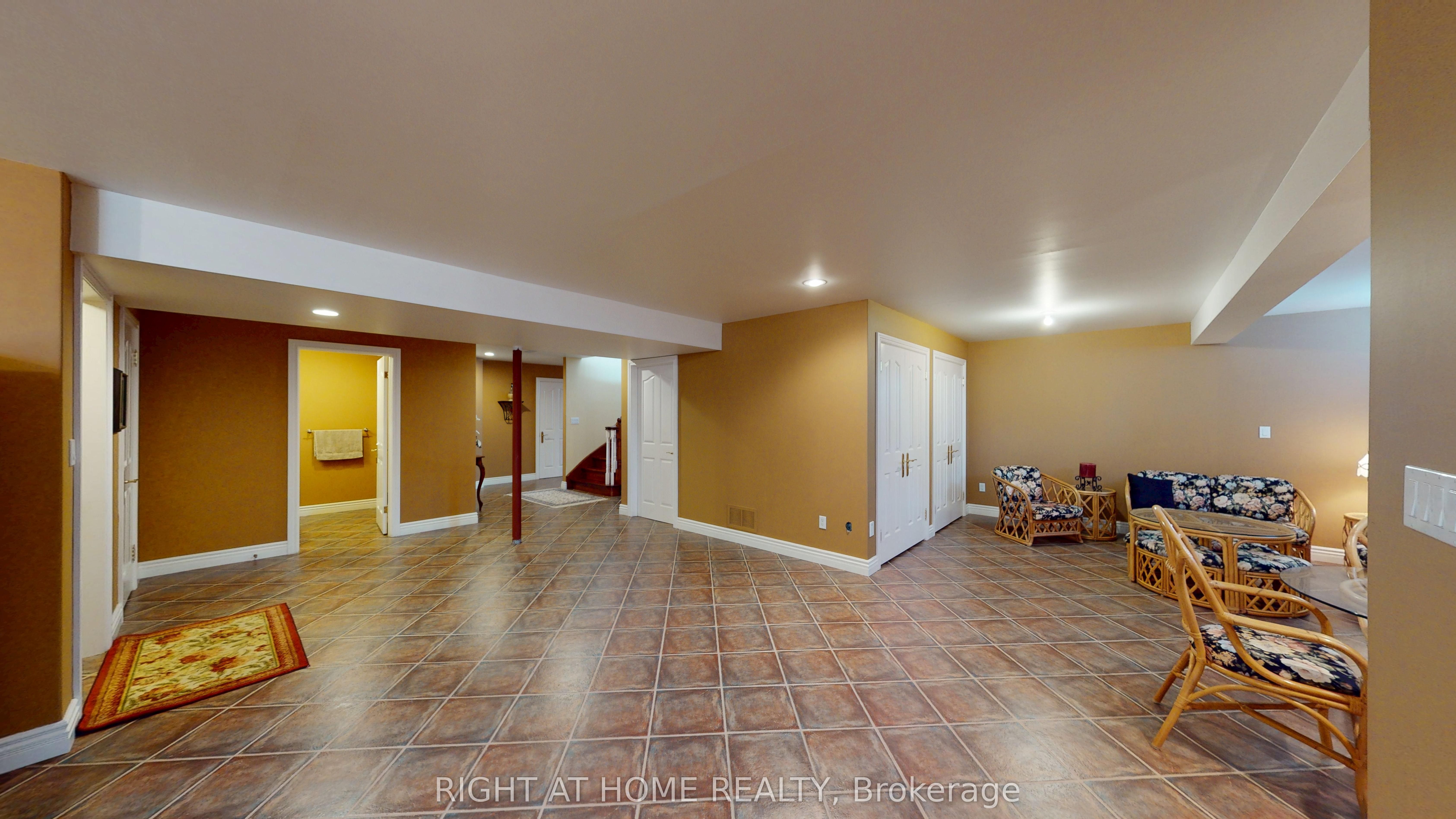 35 Golfview Boulevard Property Photo 22