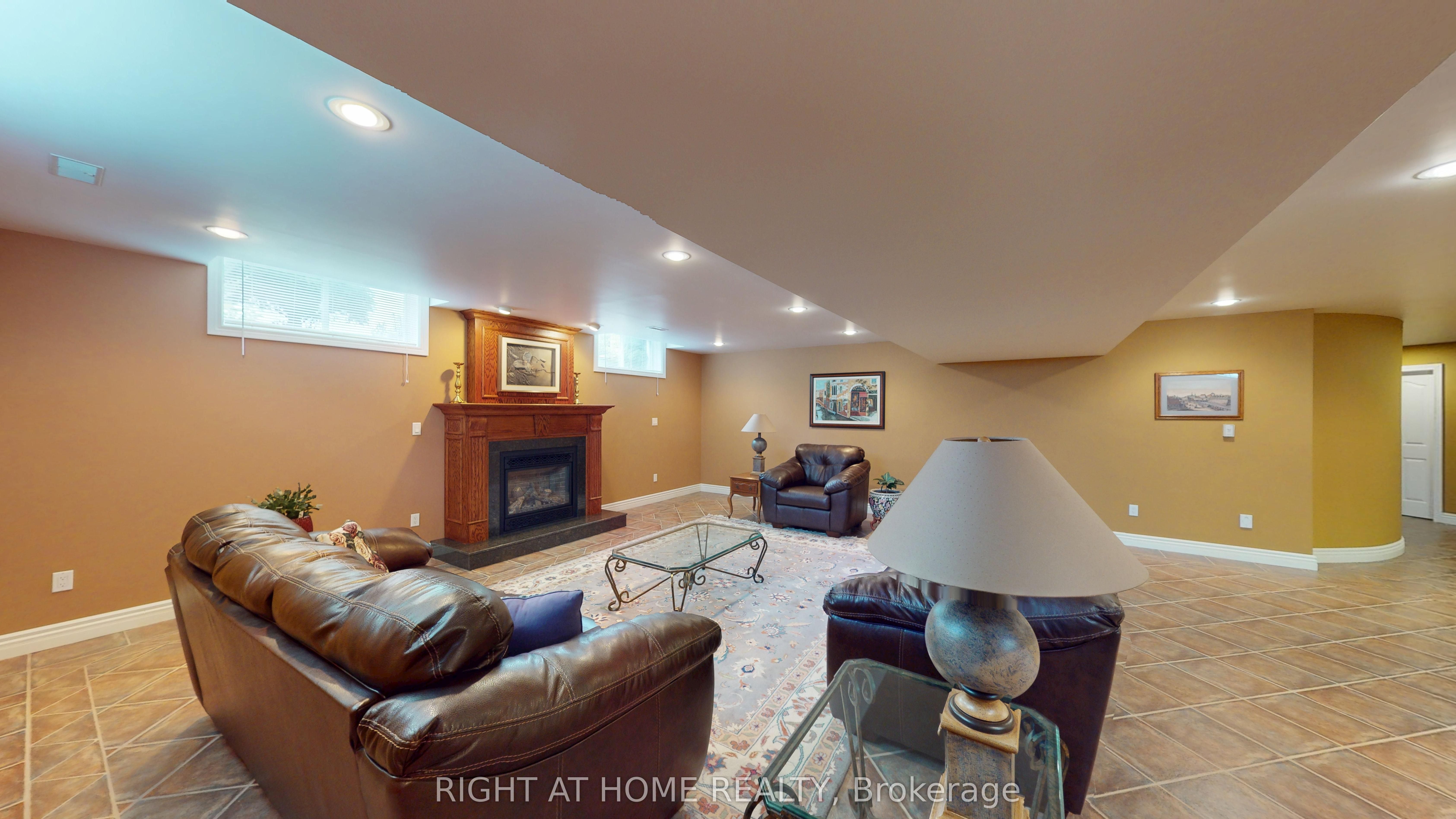 35 Golfview Boulevard Property Photo 23