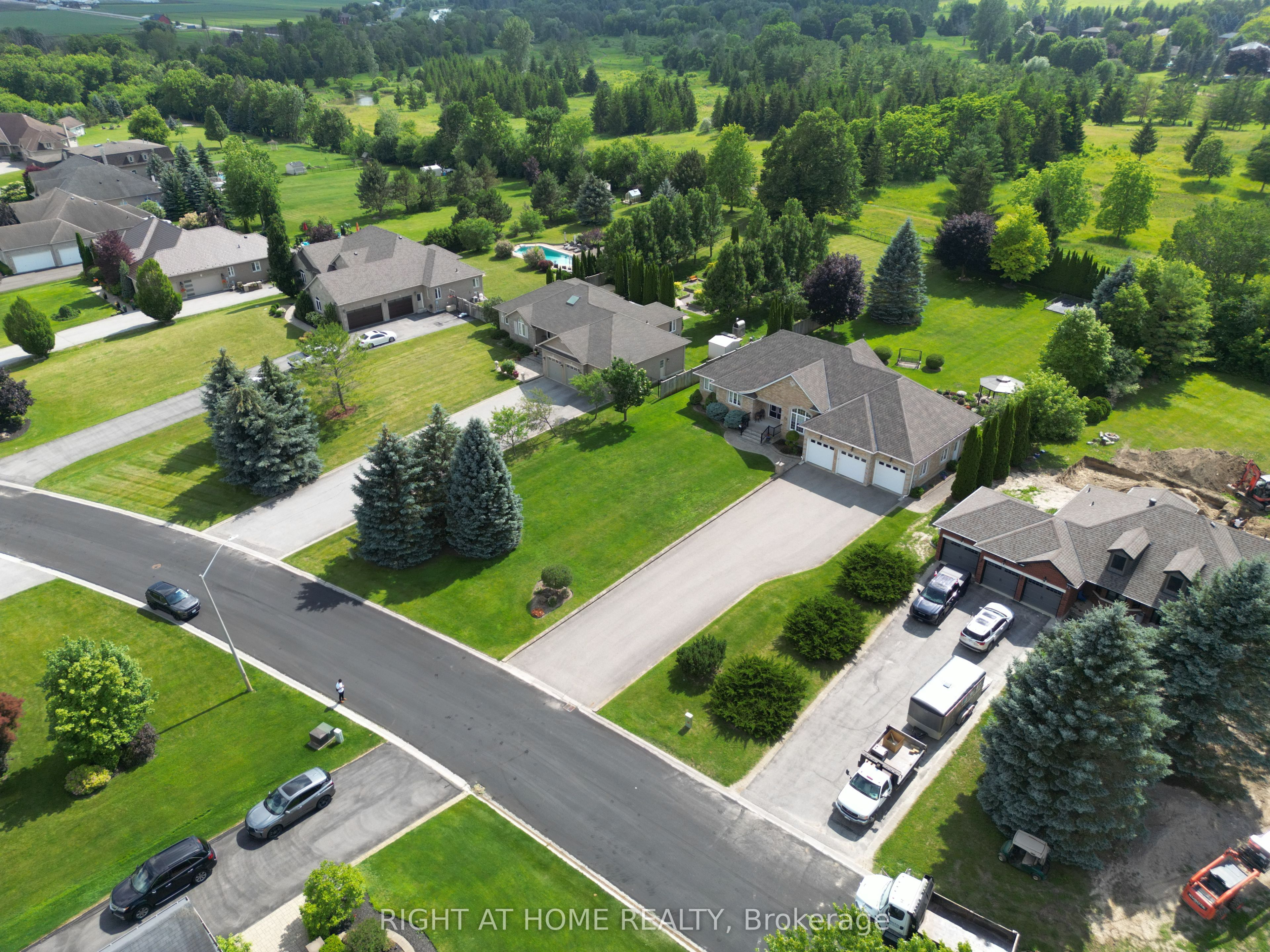 35 Golfview Boulevard Property Photo 37