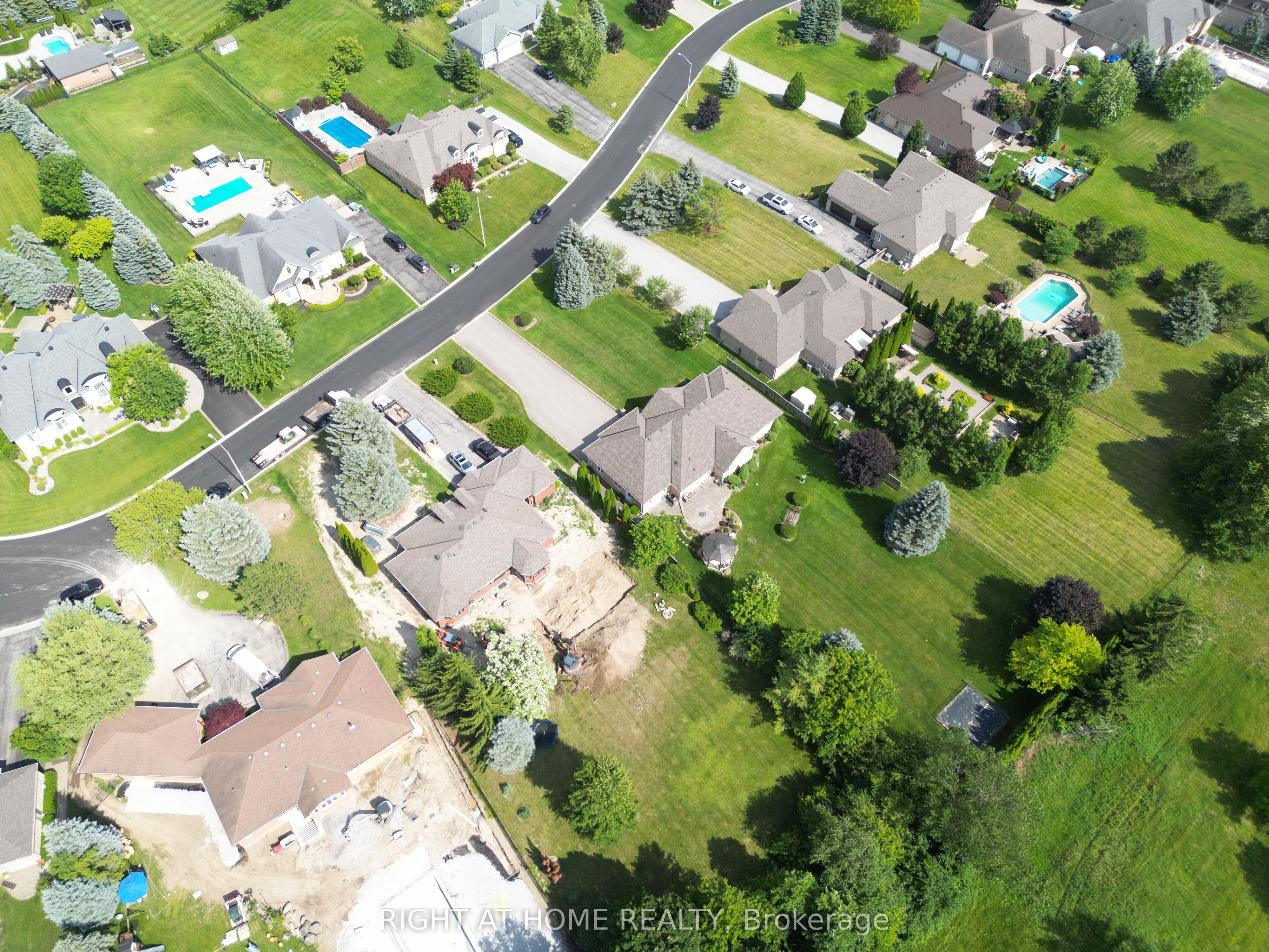 35 Golfview Boulevard Property Photo 40