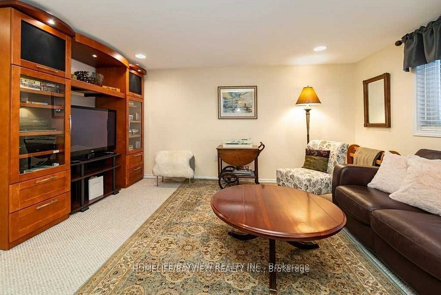 798 Hilton Boulevard Lower Property Photo 5