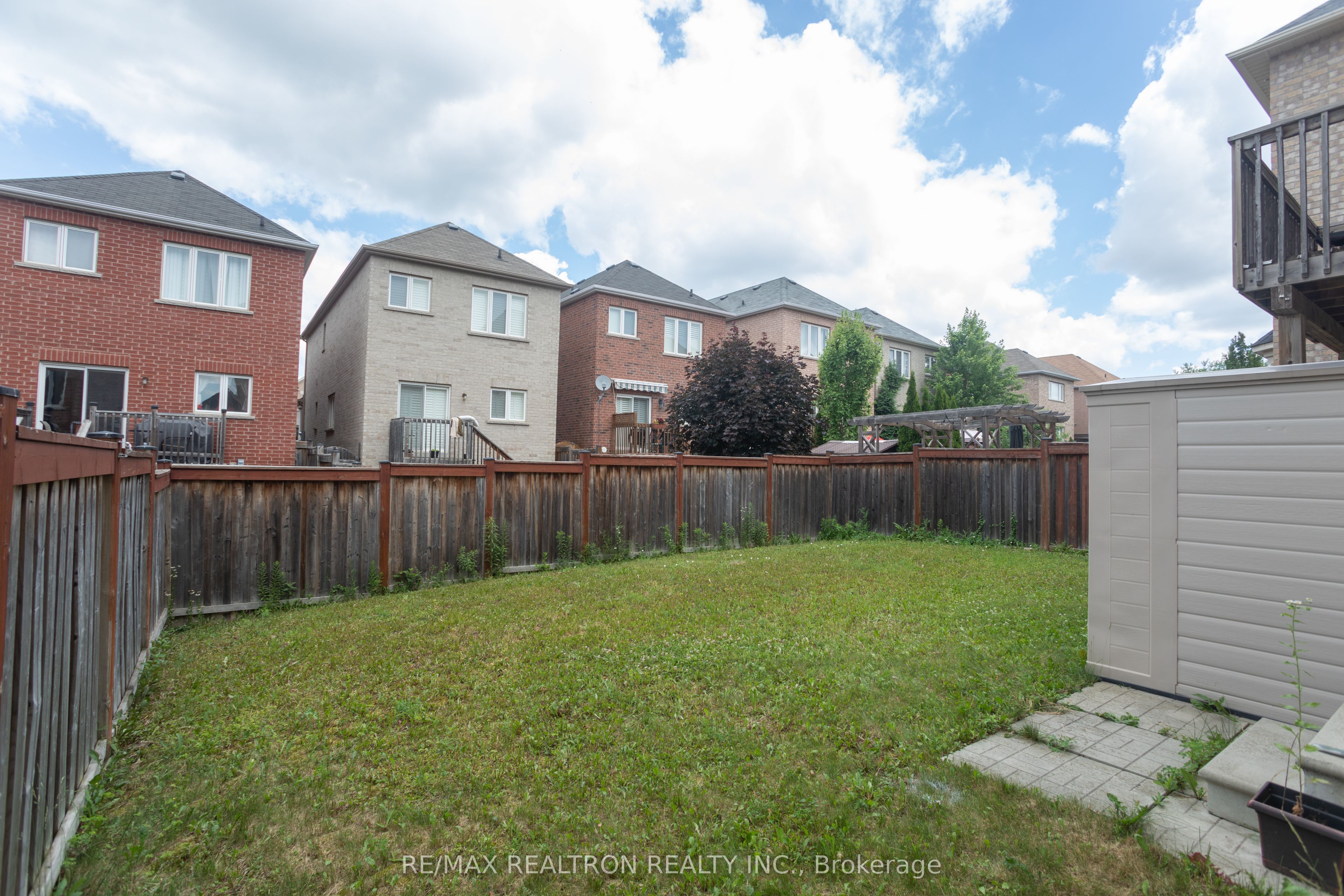 54 Chayna Crescent Property Photo 5