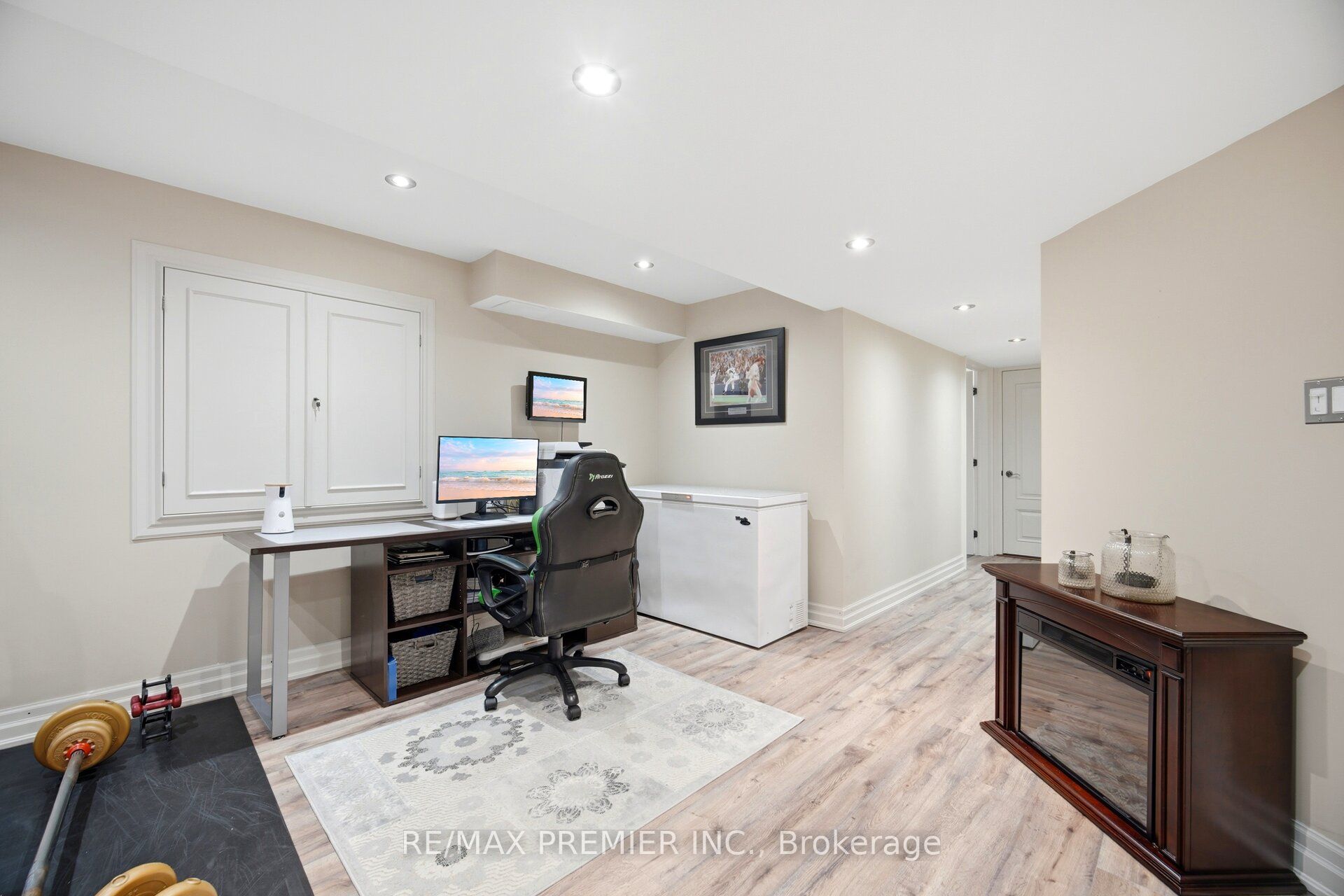 25 Andrew Hill Drive Property Photo 34