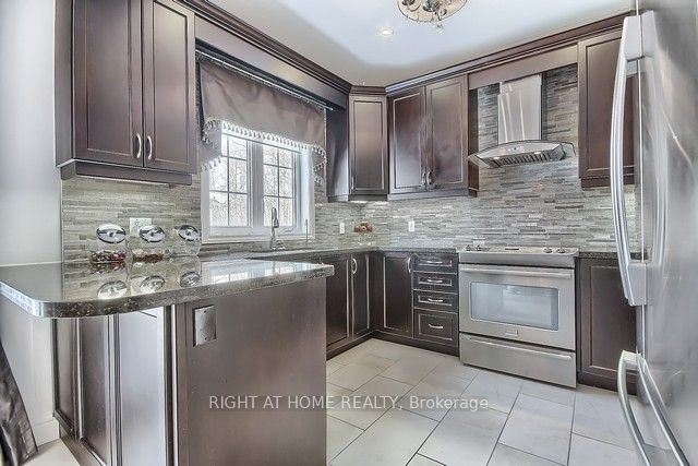 154 Peter Rupert Avenue Property Photo 13
