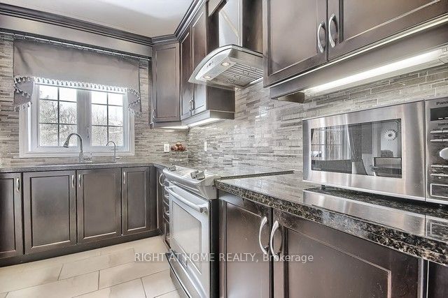 154 Peter Rupert Avenue Property Photo 15