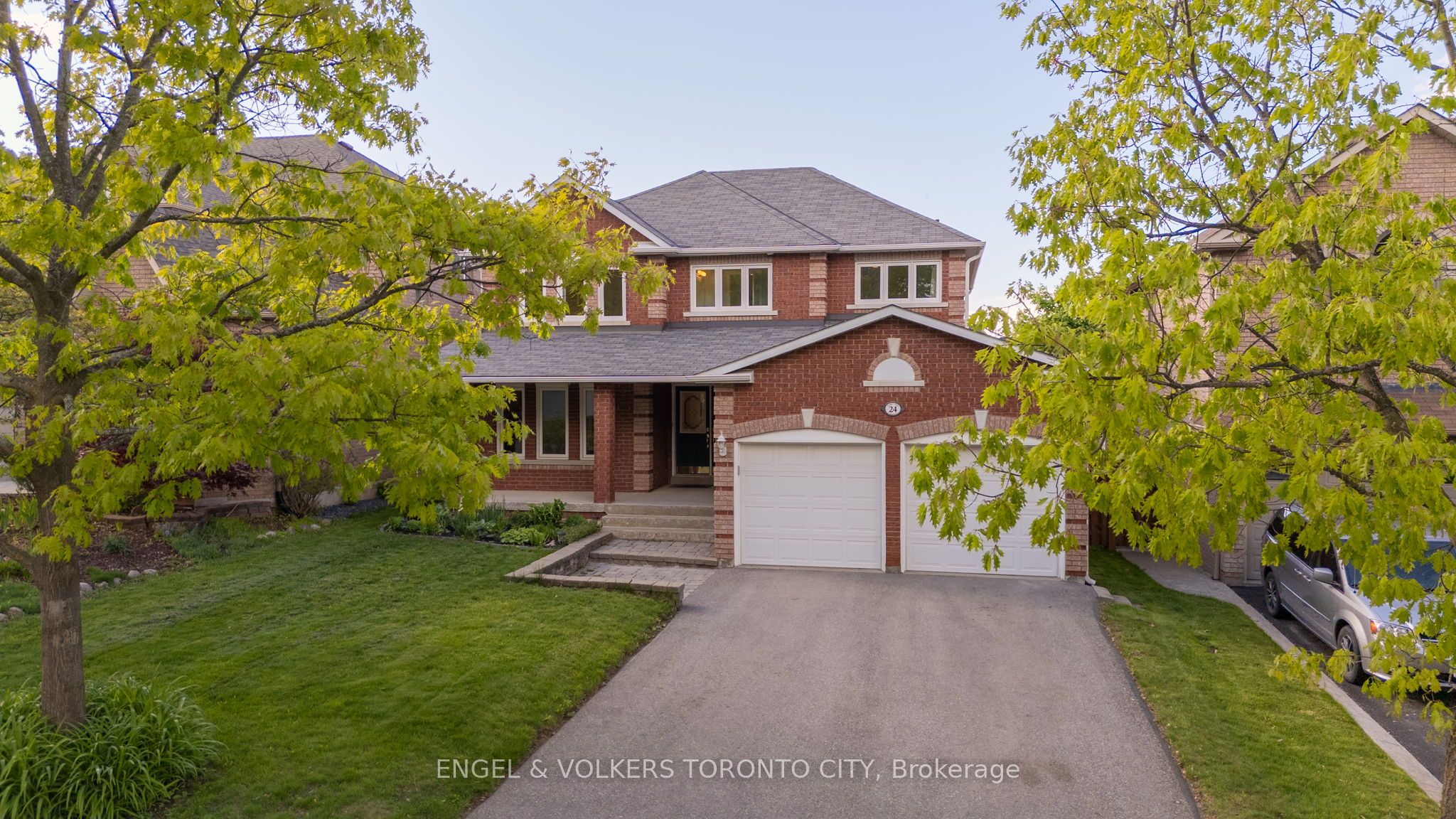 24 Timber Valley Avenue Property Photo 2