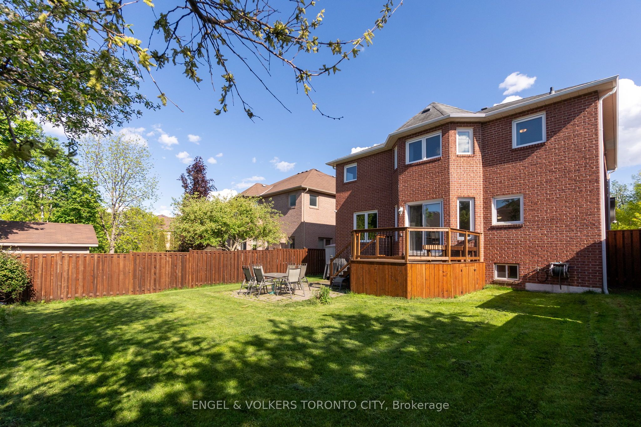 24 Timber Valley Avenue Property Photo 43