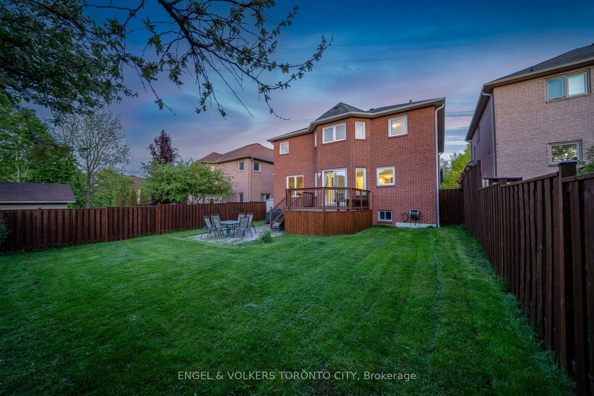 24 Timber Valley Avenue Property Photo 44