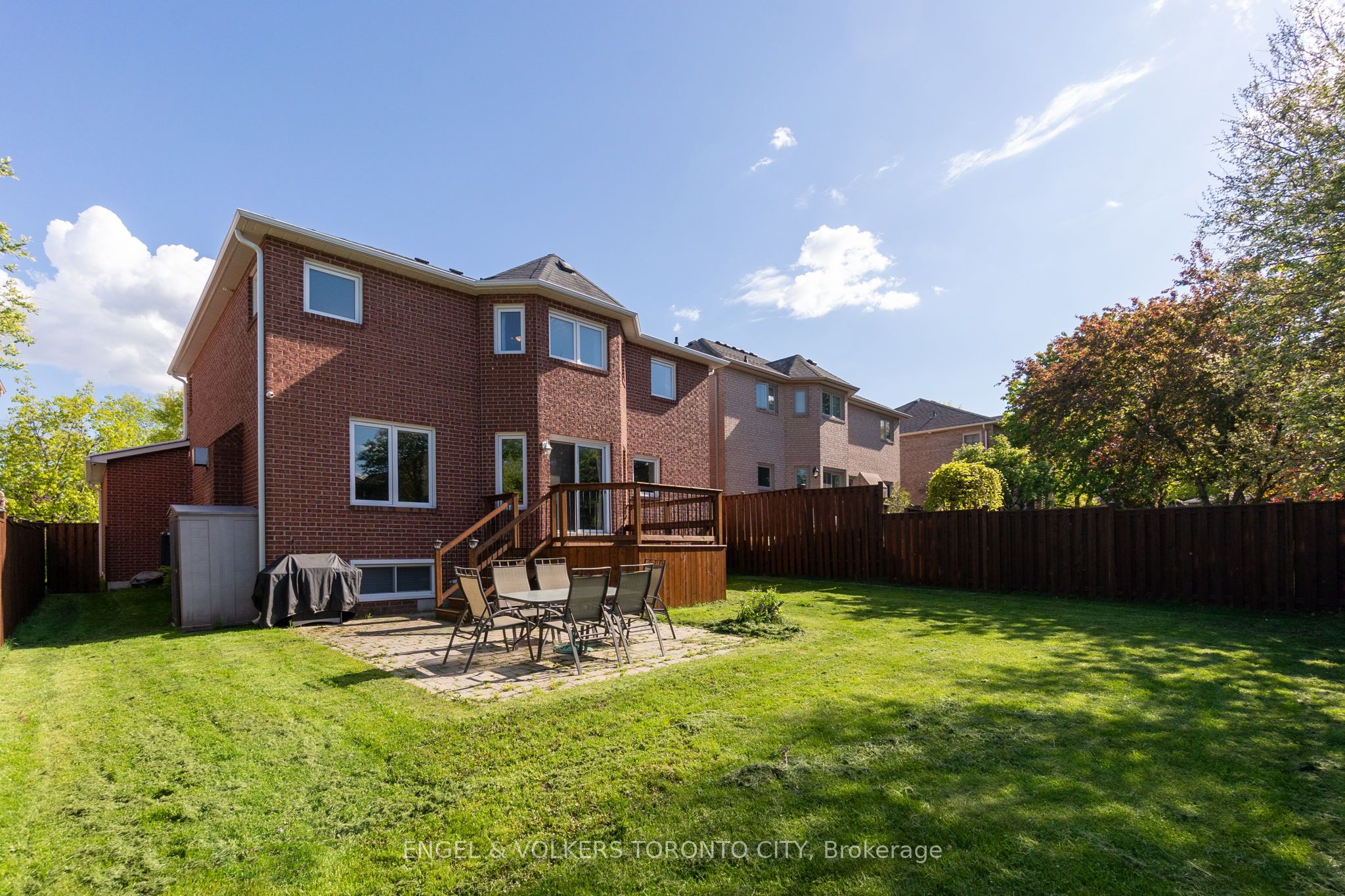 24 Timber Valley Avenue Property Photo 45