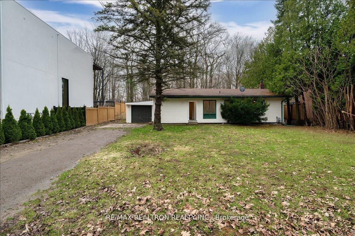 97 Park Crescent Property Photo 2