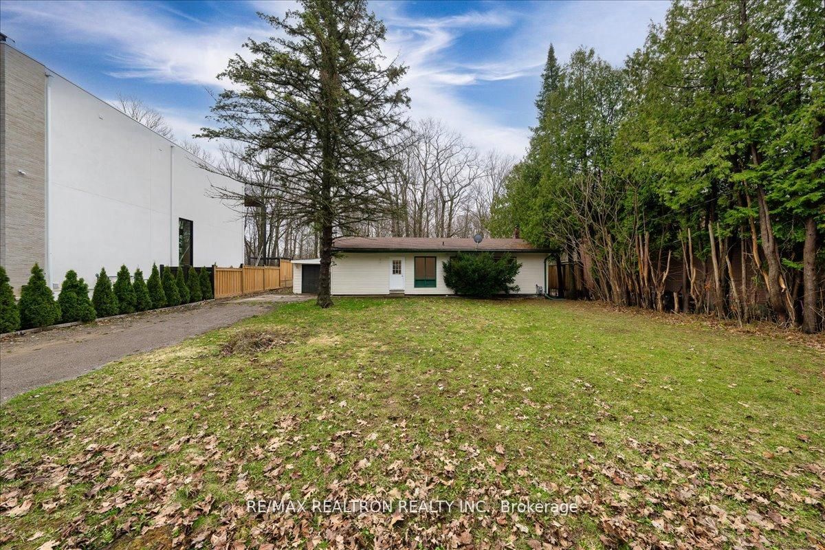 97 Park Crescent Property Photo 6