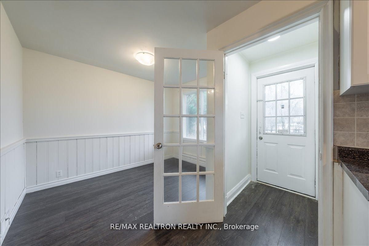 97 Park Crescent Property Photo 13